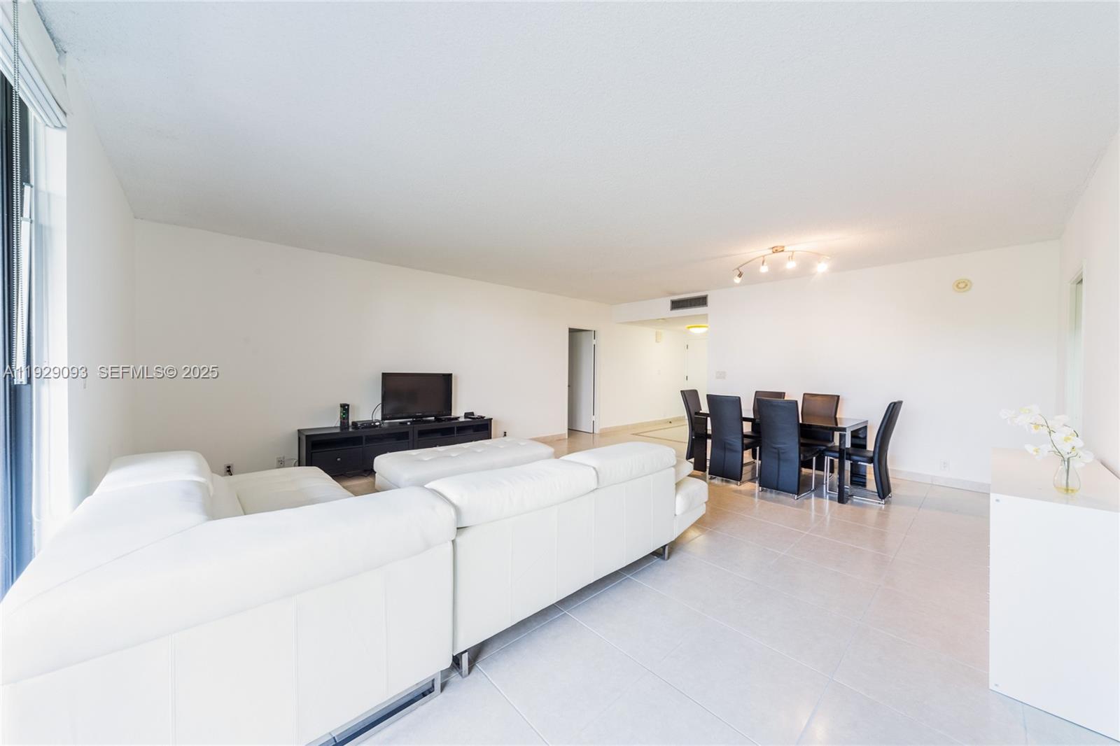 image Botanica at Key Colony9