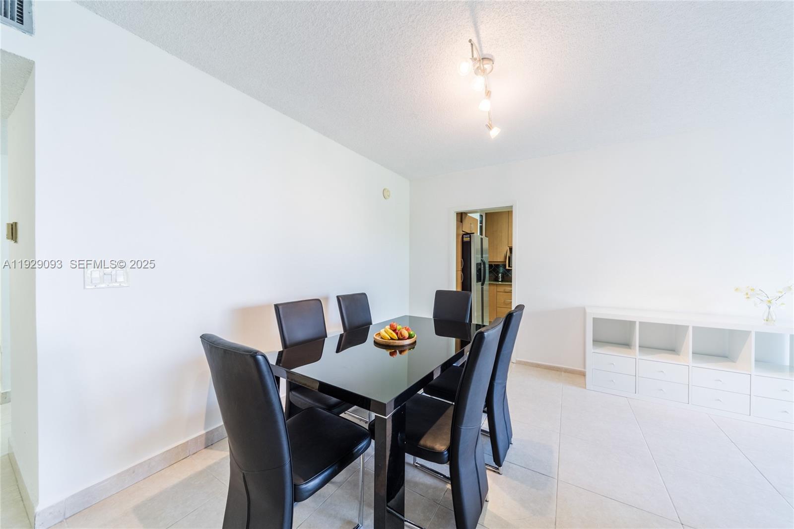 image Botanica at Key Colony5