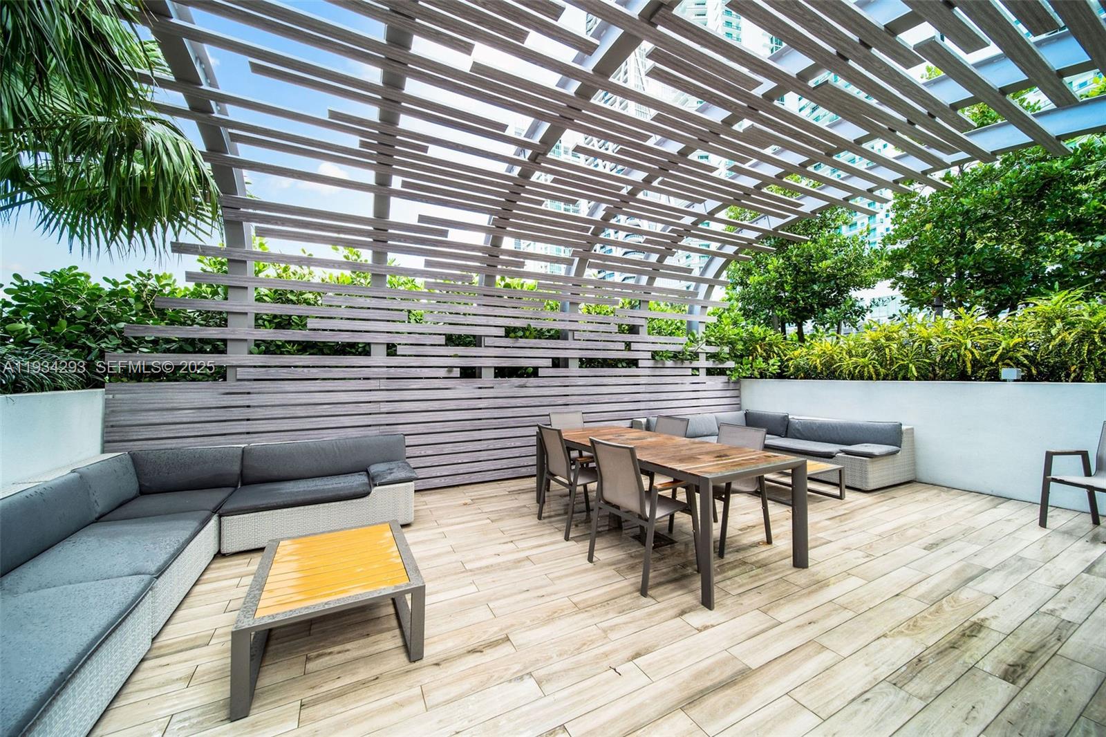 image Paramount Miami Worldcenter36