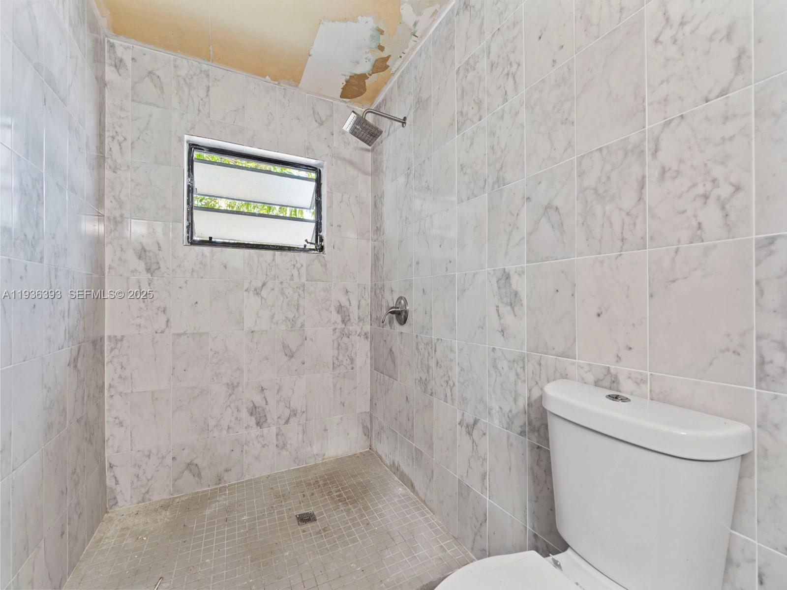 330 SW 52nd Ave Miami, FL 33134