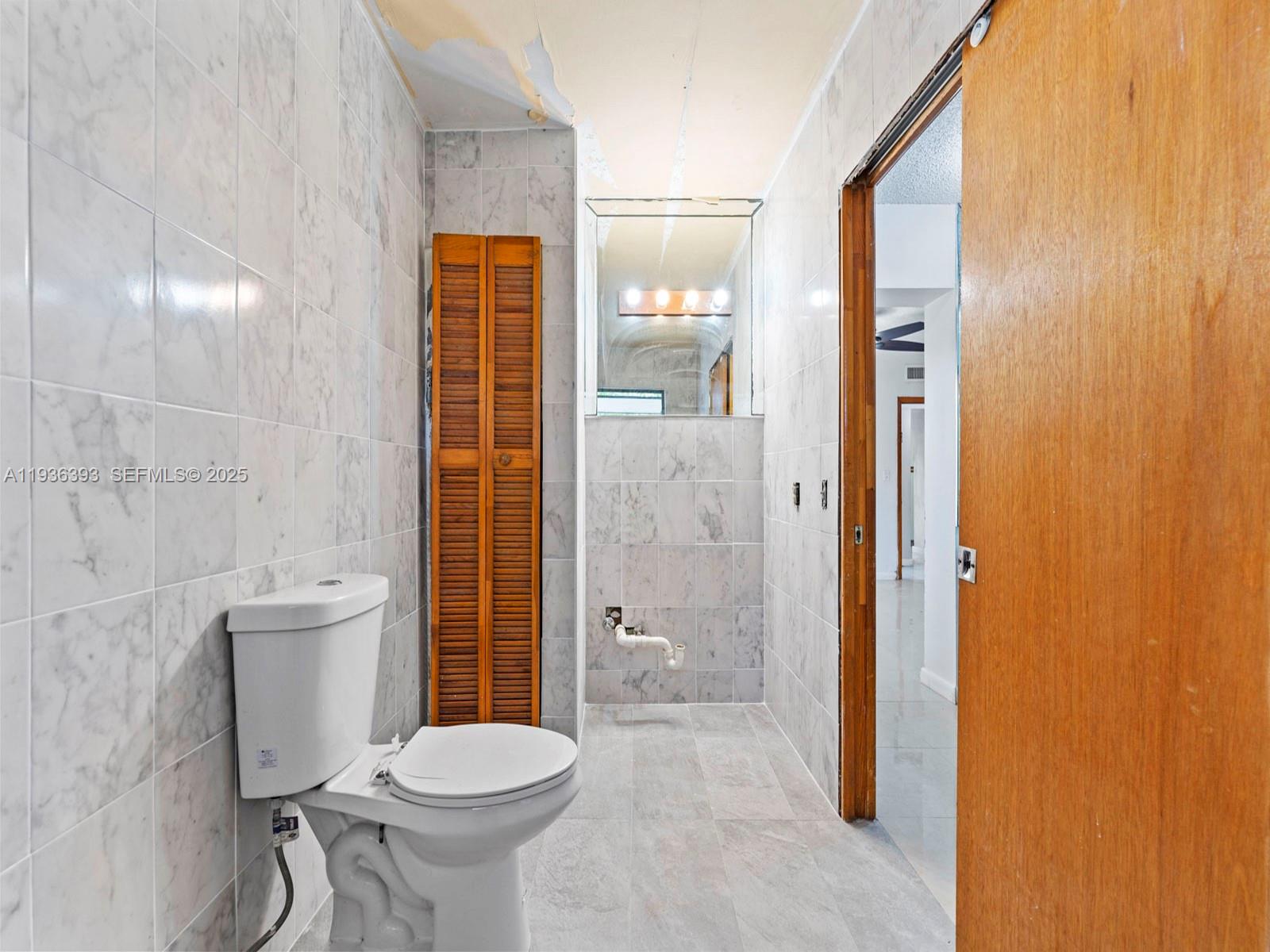 330 SW 52nd Ave Miami, FL 33134