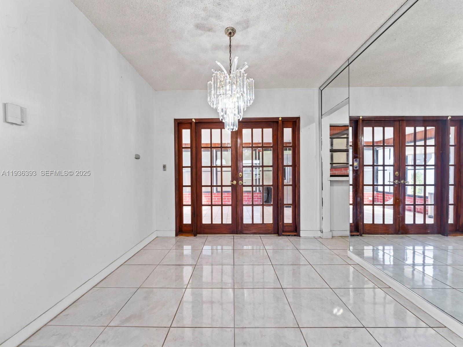 330 SW 52nd Ave Miami, FL 33134