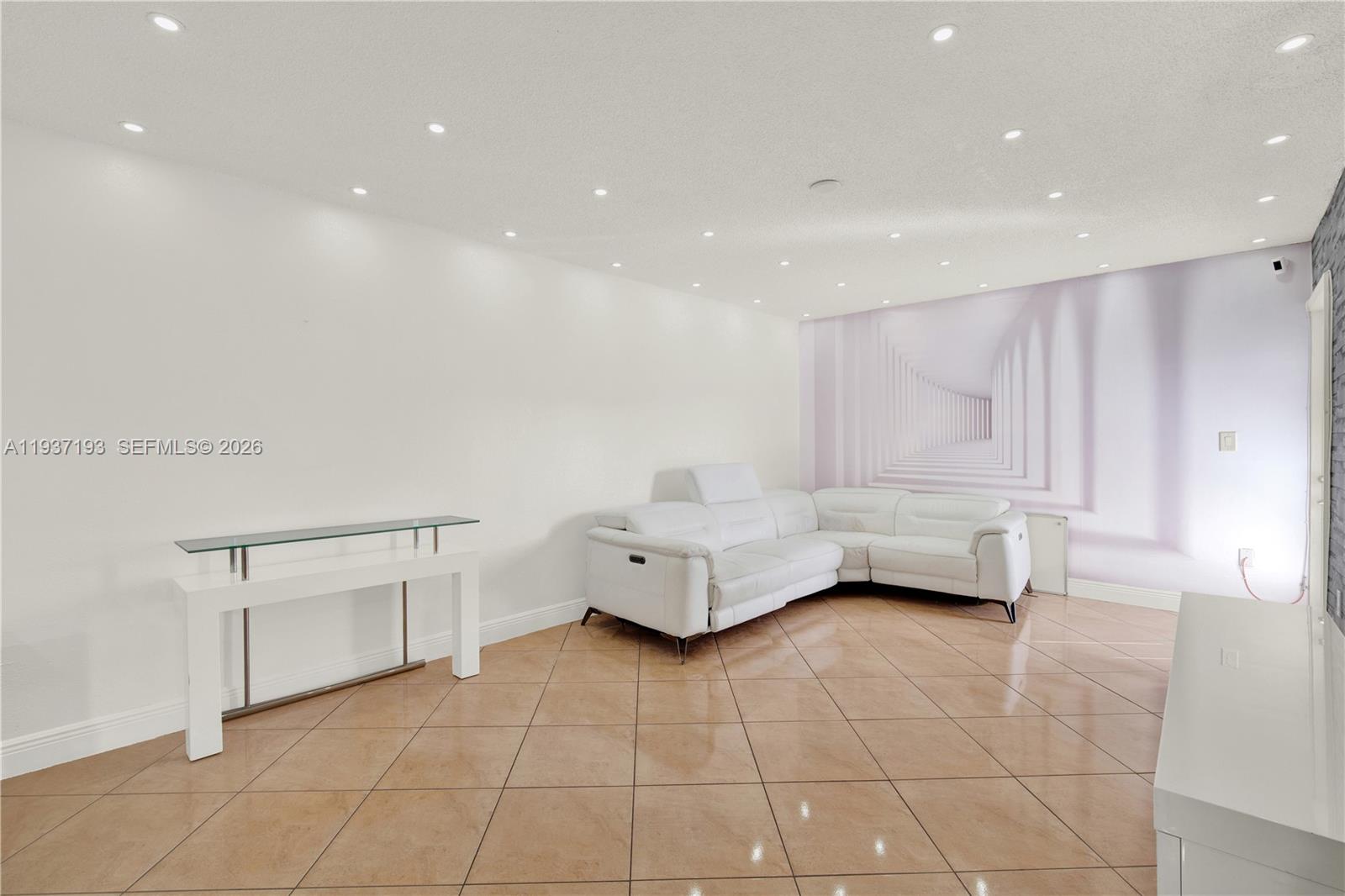 5665 W 20th Ave #415 Hialeah, FL 33012