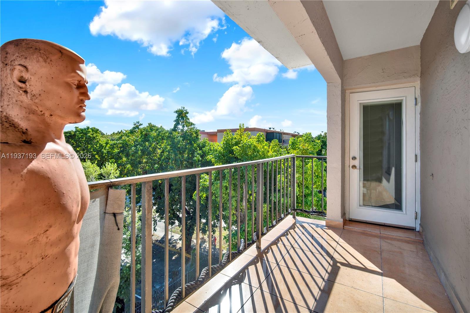 5665 W 20th Ave #415 Hialeah, FL 33012