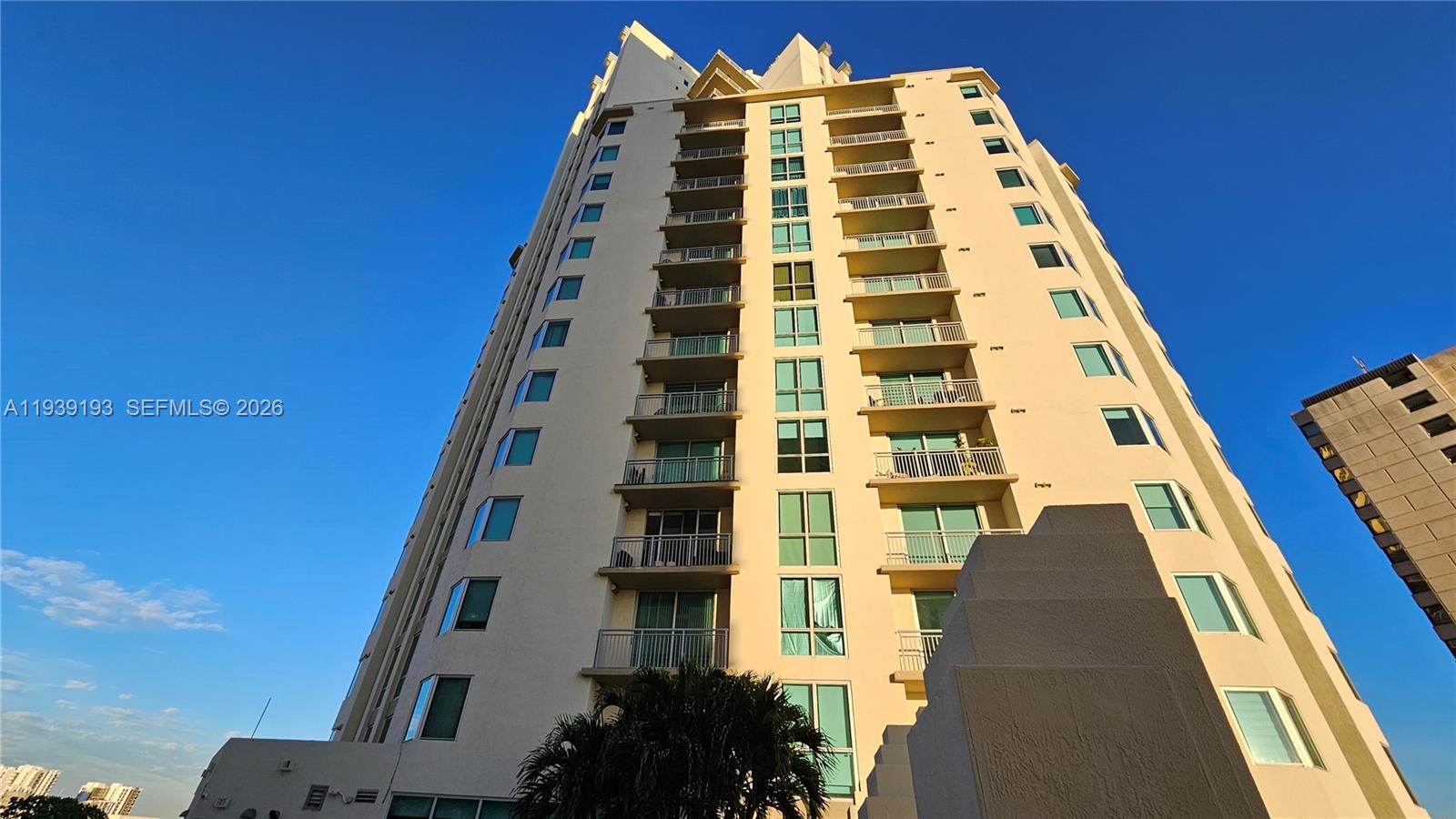 9055 SW 73rd Ct #701 Miami, FL 33156