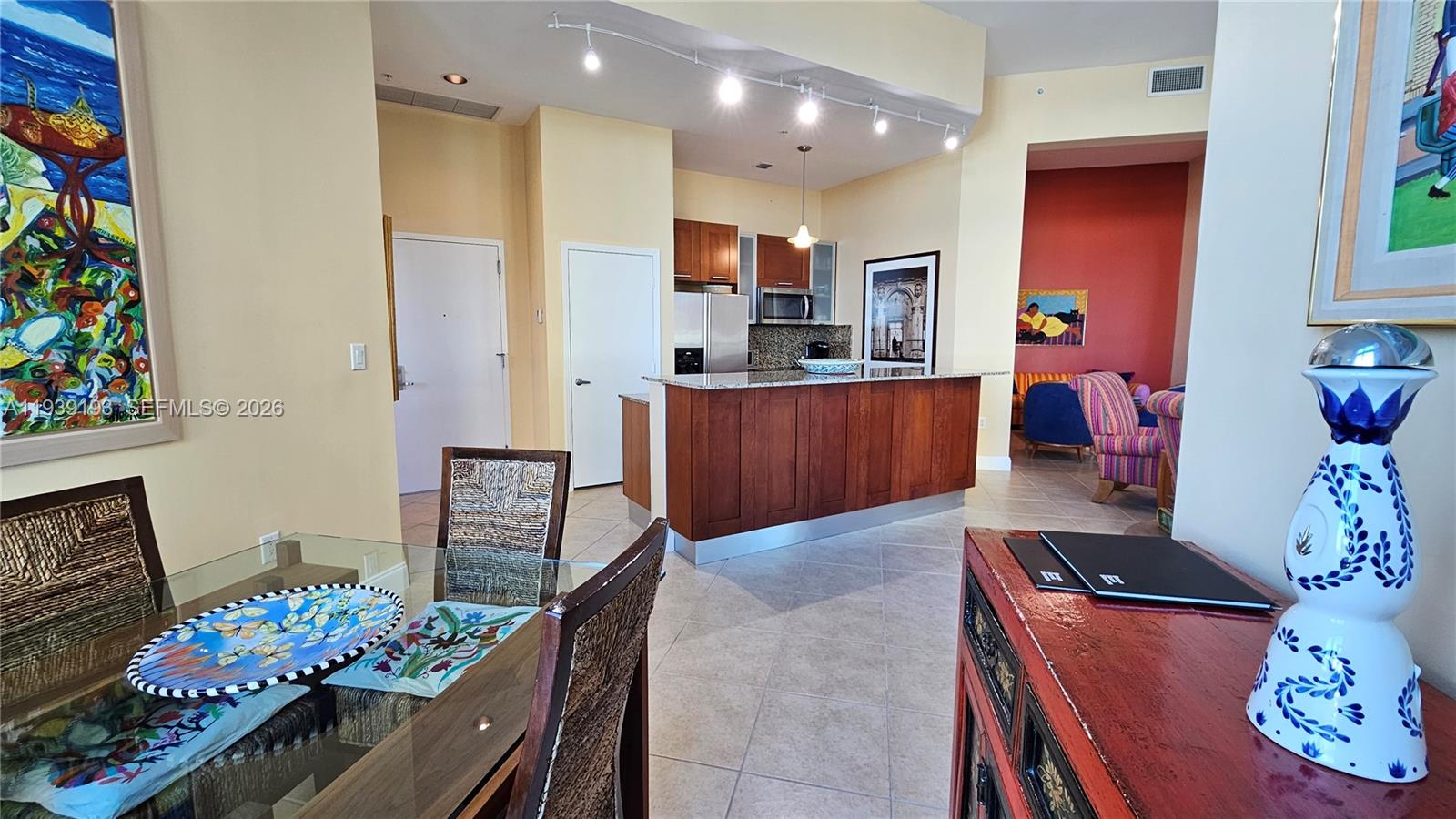 9055 SW 73rd Ct #701 Miami, FL 33156