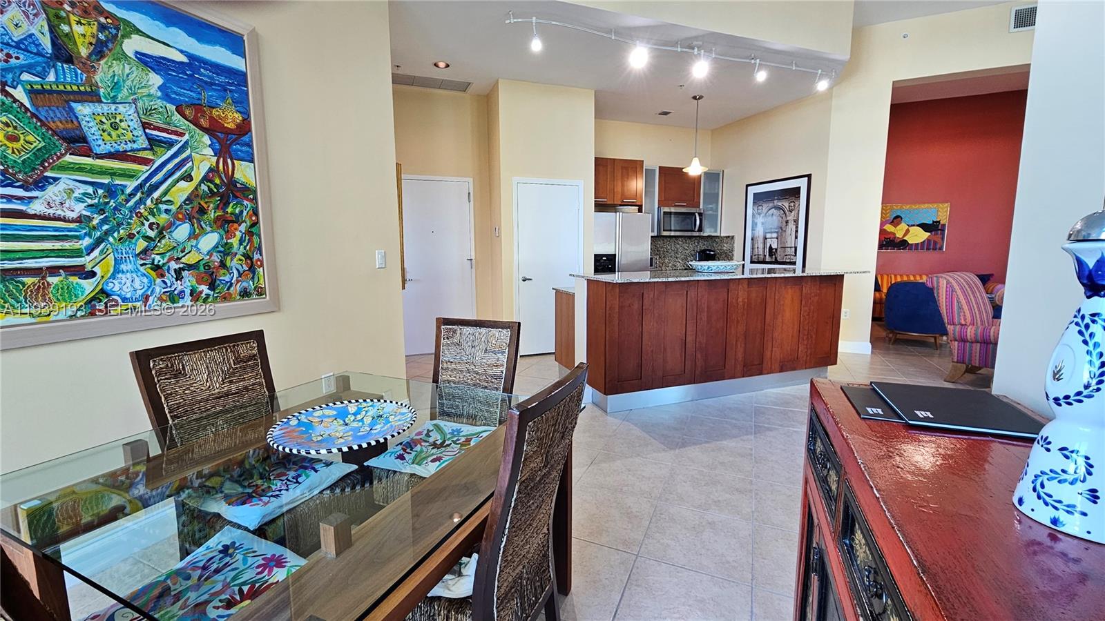 9055 SW 73rd Ct #701 Miami, FL 33156