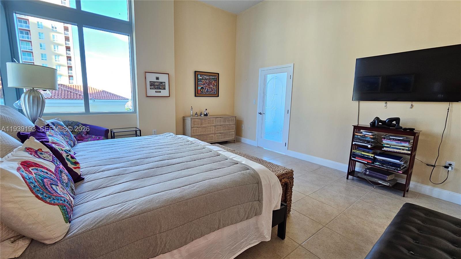 9055 SW 73rd Ct #701 Miami, FL 33156