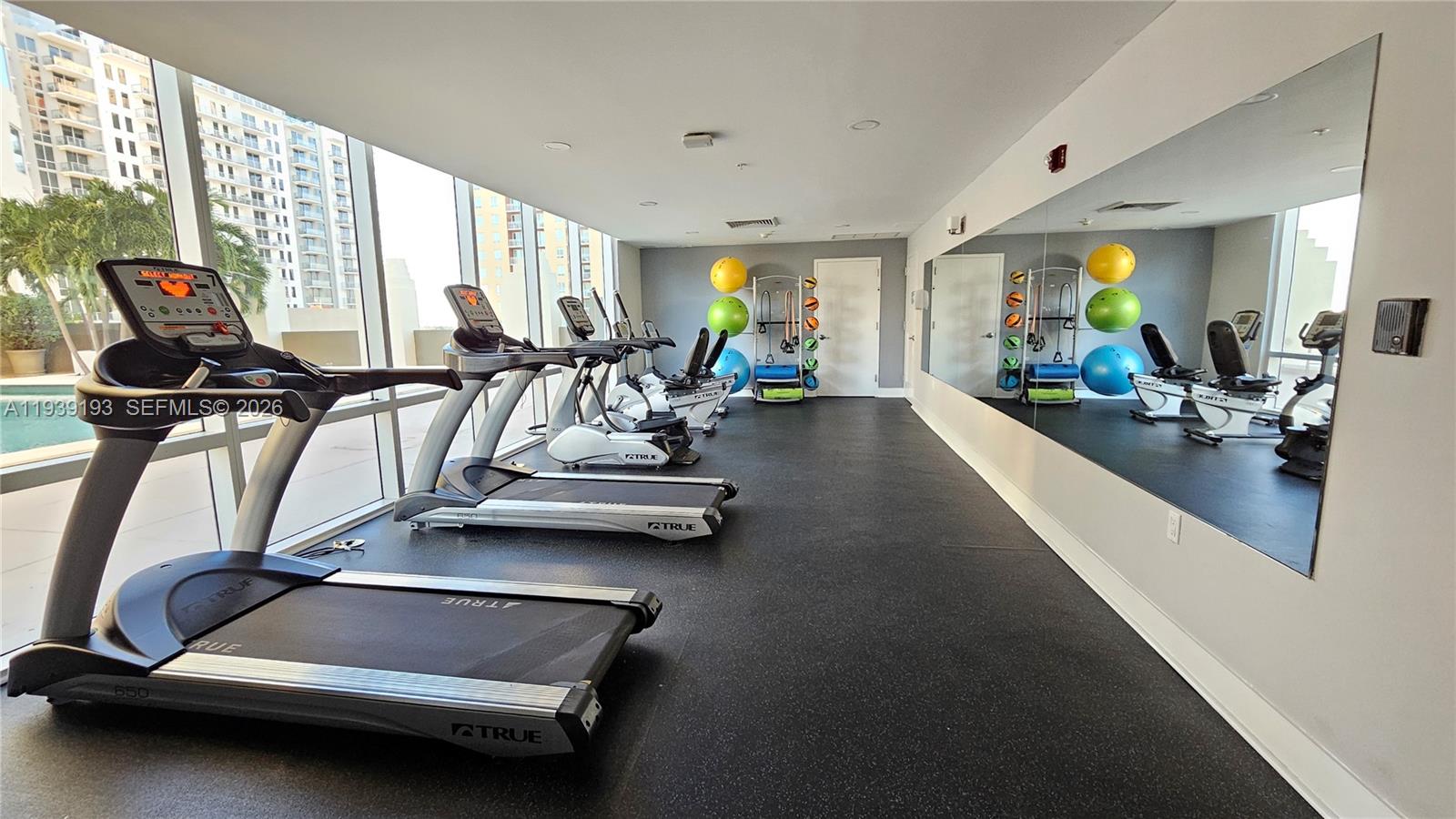 9055 SW 73rd Ct #701 Miami, FL 33156