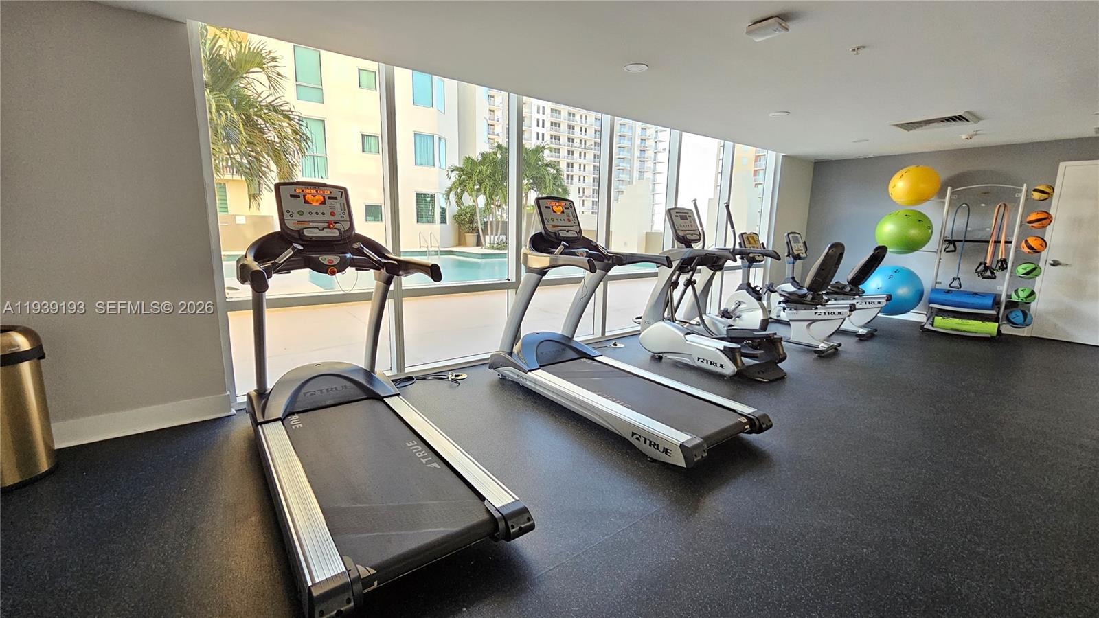 9055 SW 73rd Ct #701 Miami, FL 33156