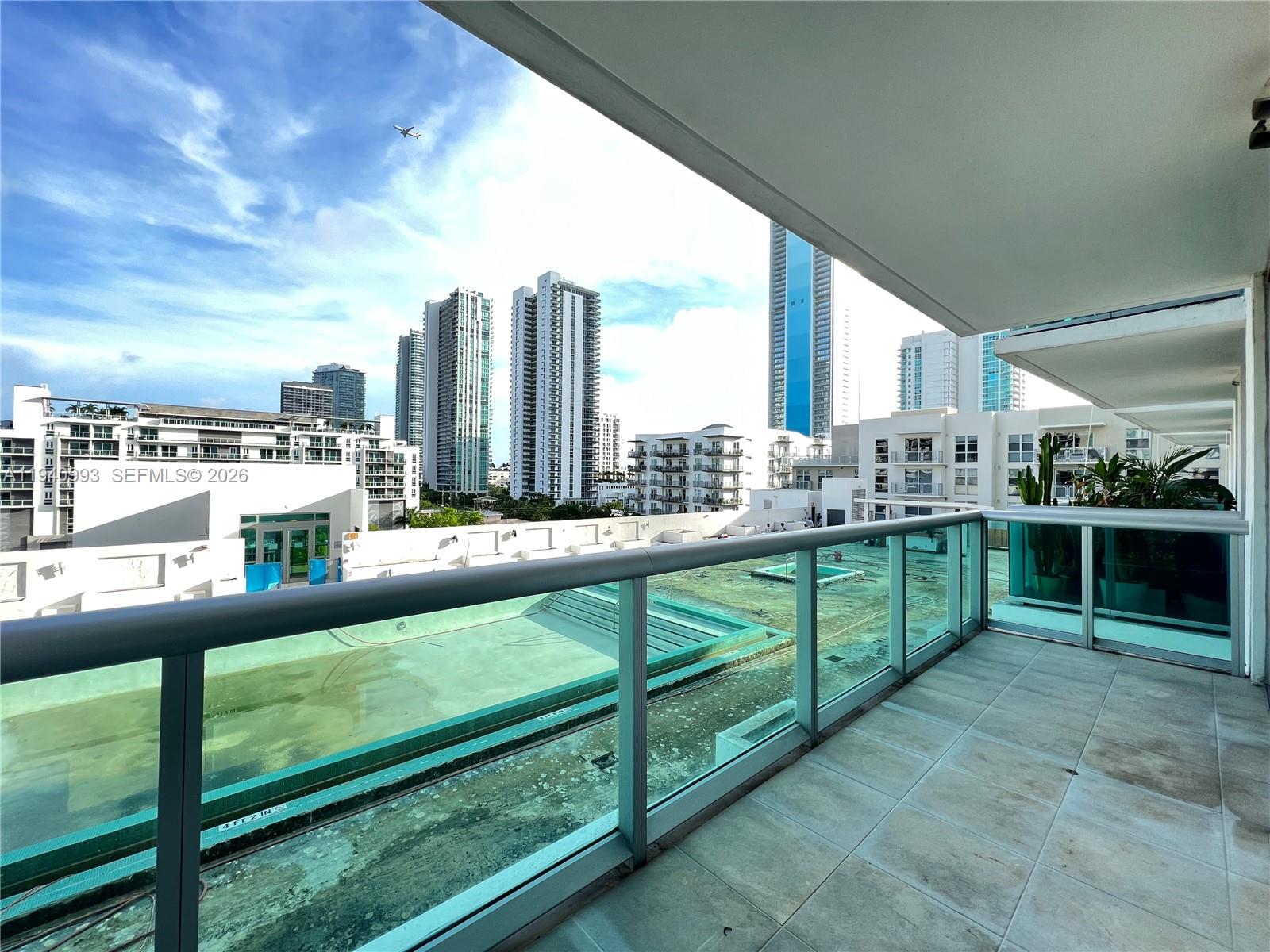 image Gallery Art Condos17