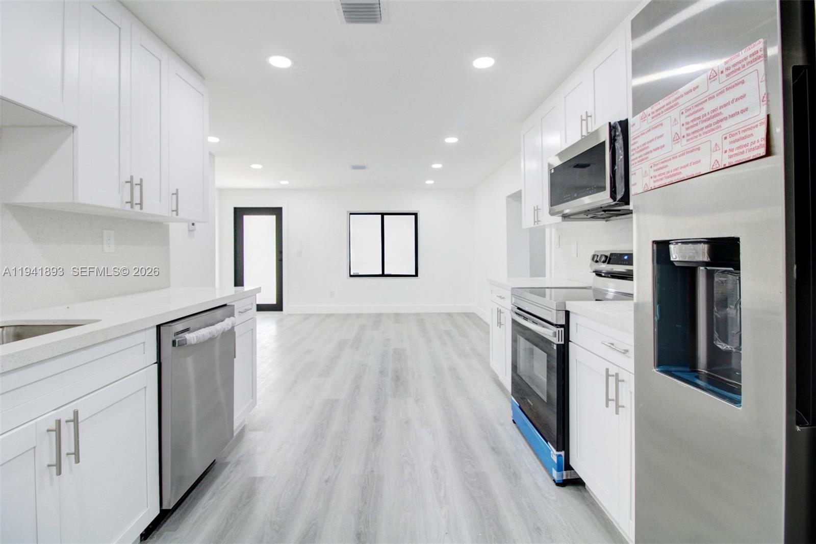 13885 NW 5th Ave North Miami, FL 33168