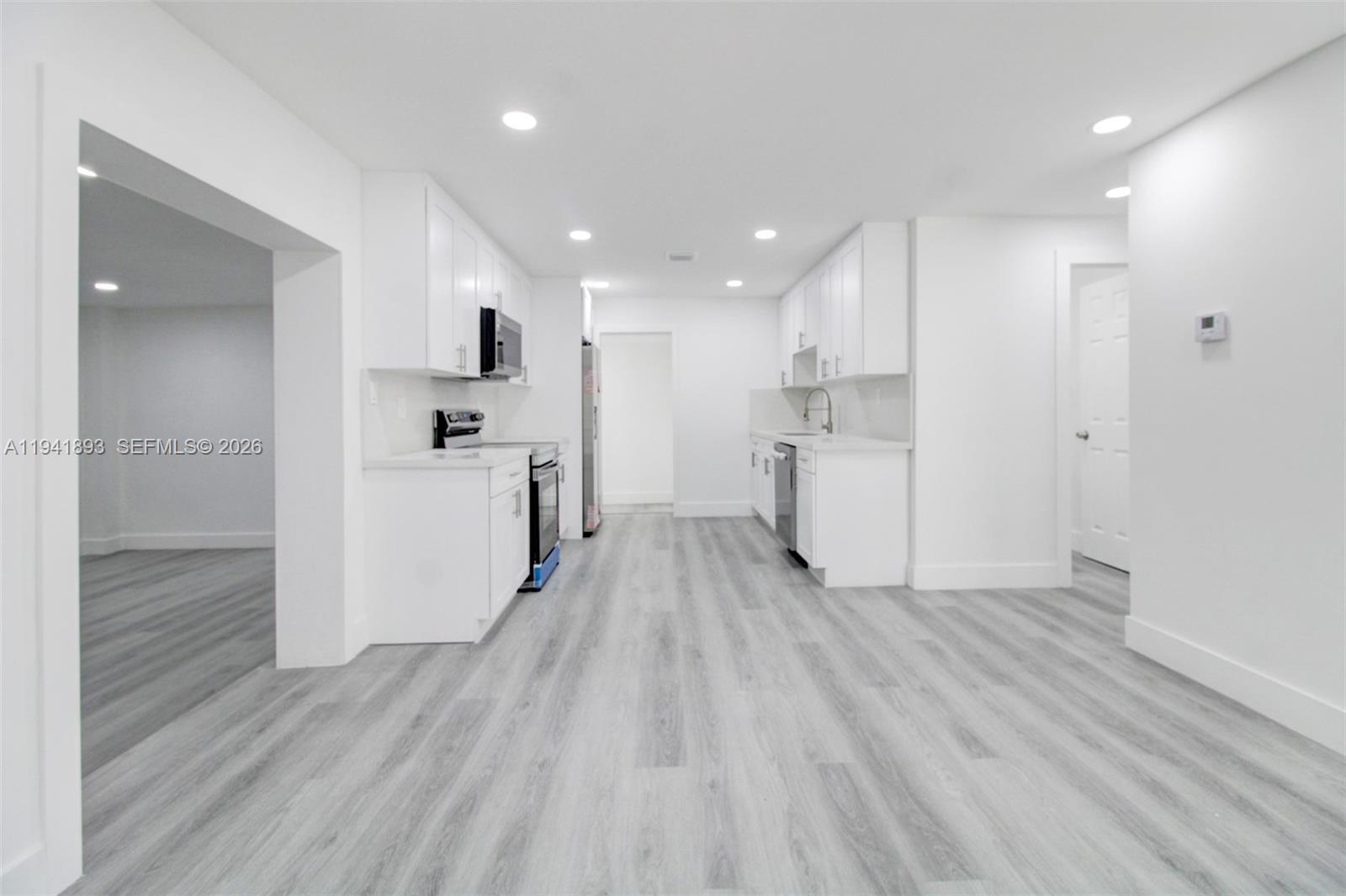 13885 NW 5th Ave North Miami, FL 33168