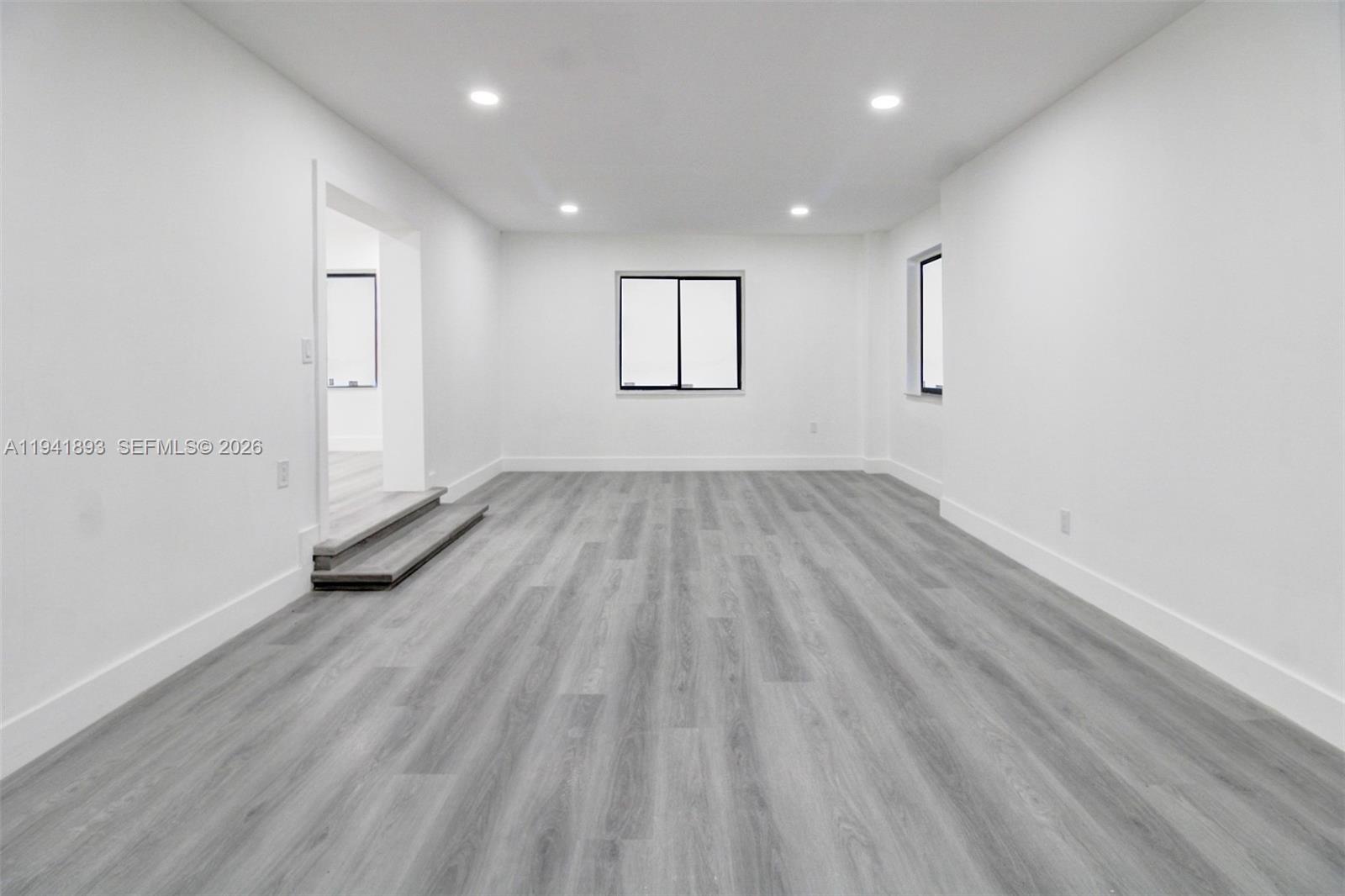 13885 NW 5th Ave North Miami, FL 33168