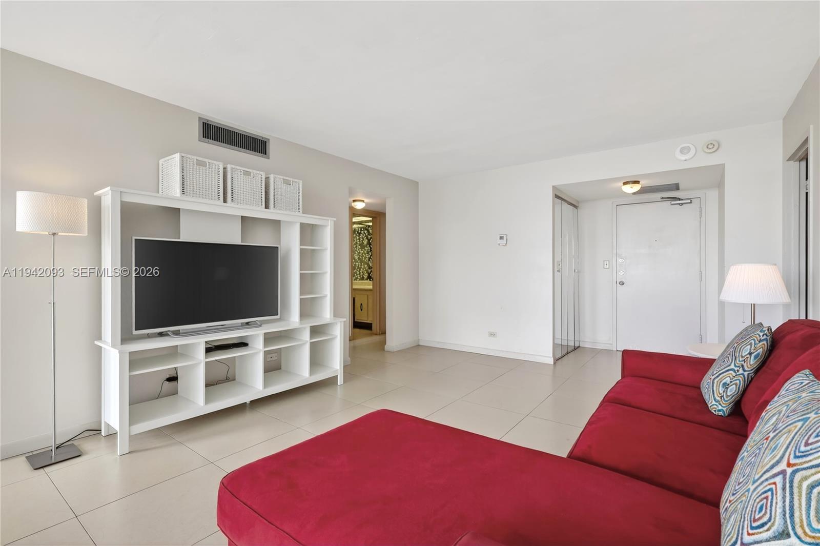 image Winston Towers 500 Condo20