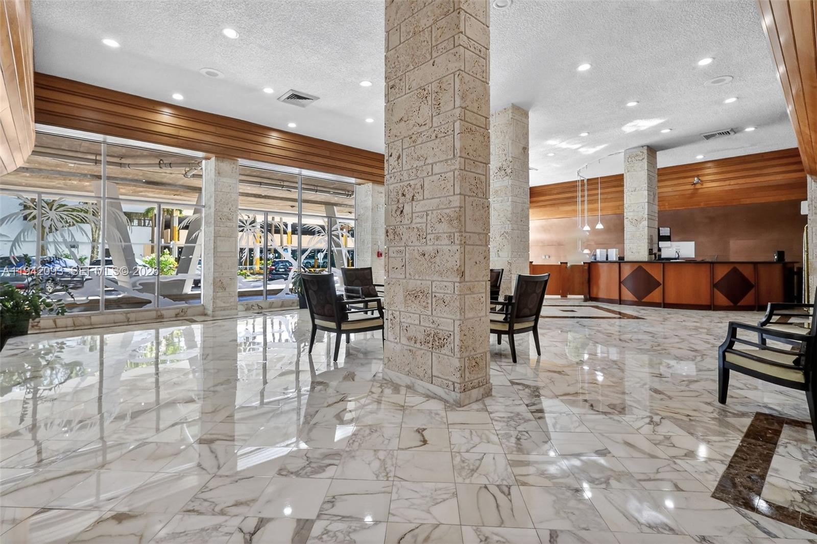 image Winston Towers 500 Condo36