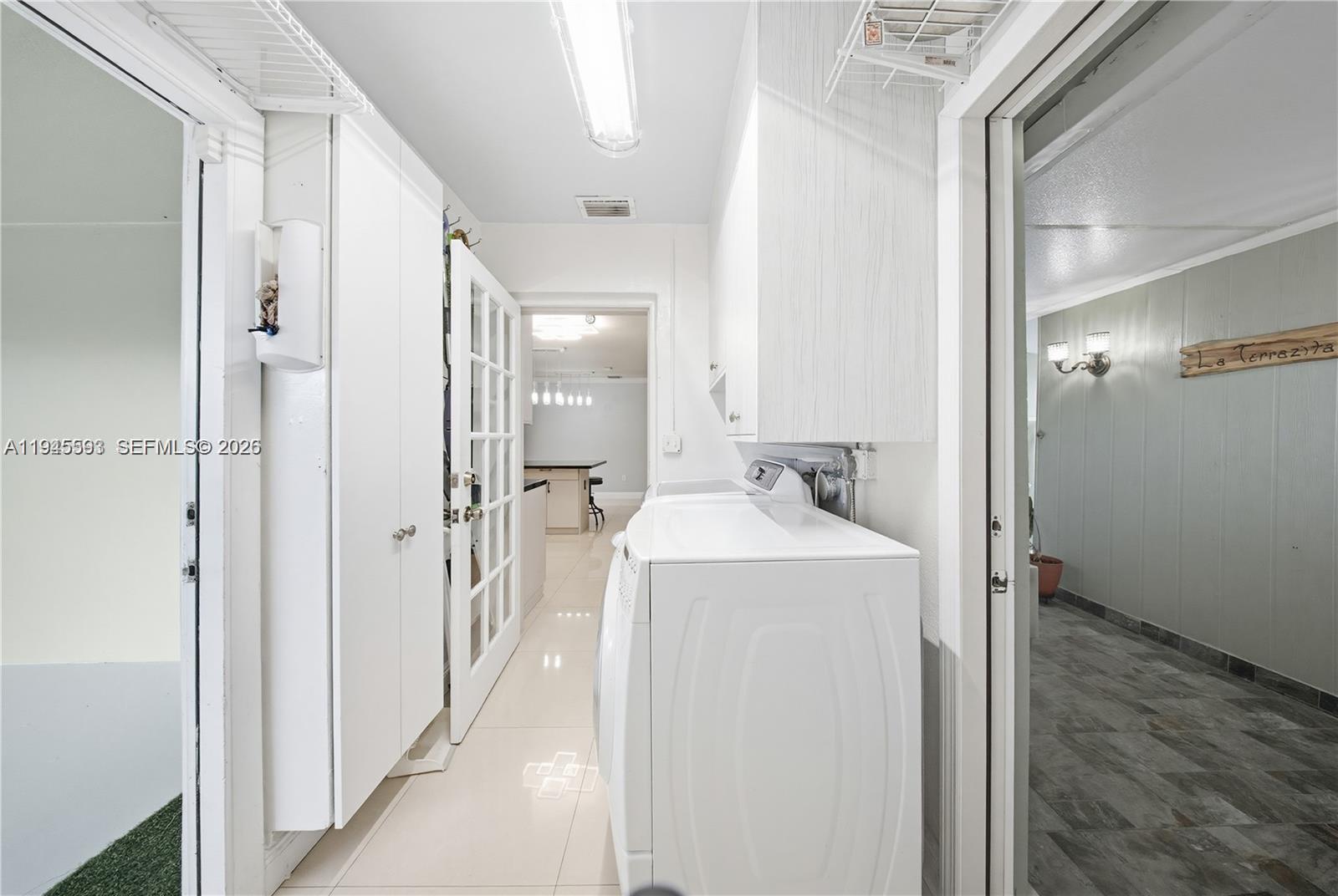 300 NE 175th St North Miami Beach, FL 33162