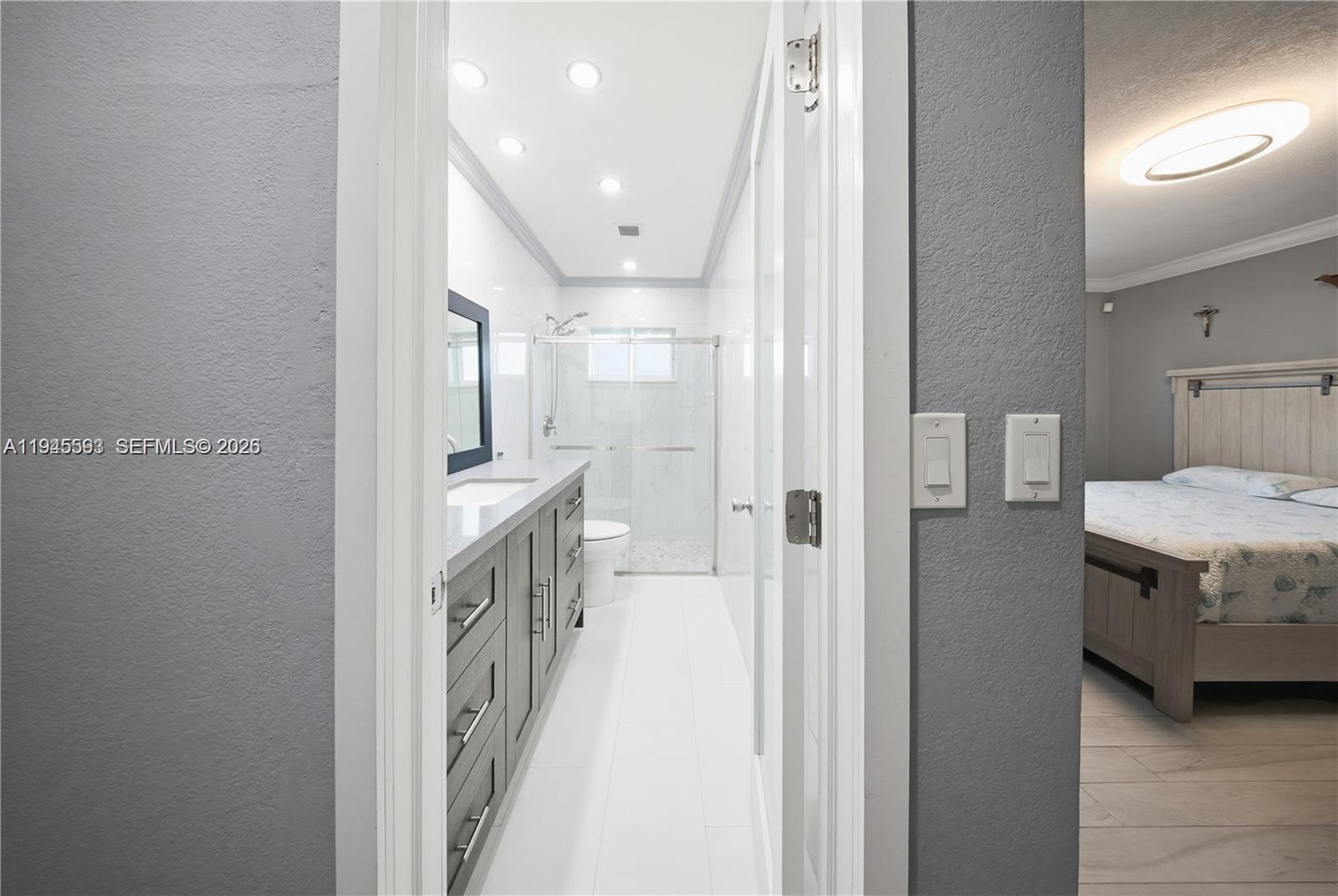 300 NE 175th St North Miami Beach, FL 33162