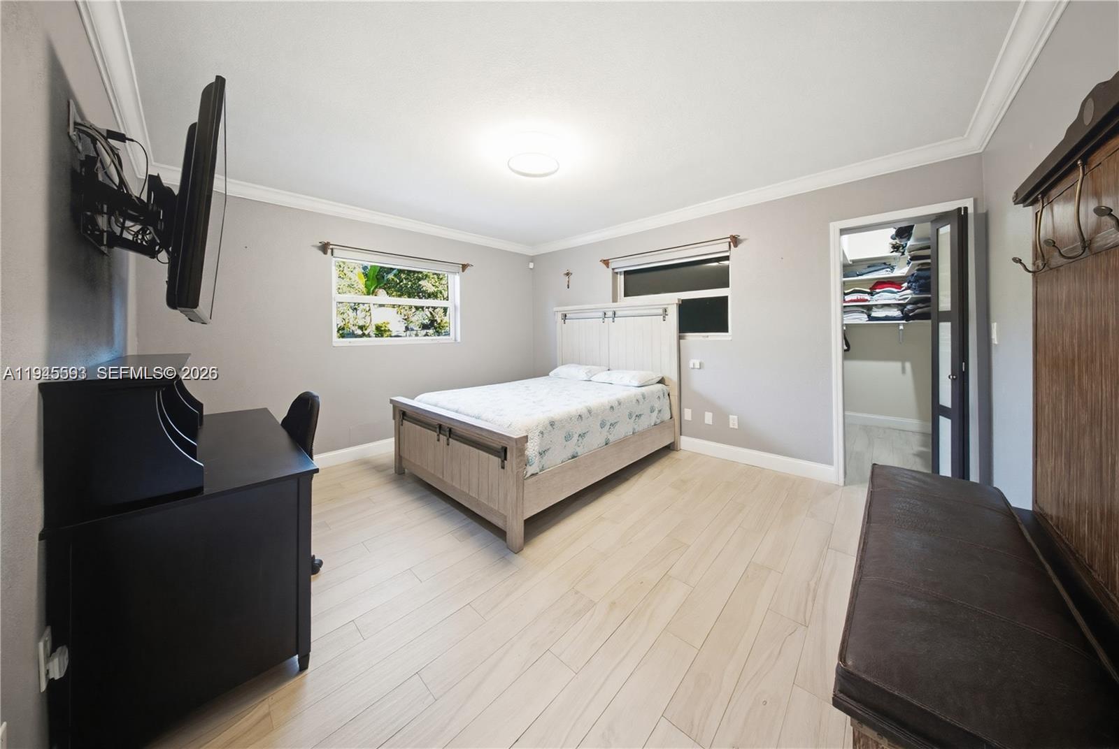 300 NE 175th St North Miami Beach, FL 33162