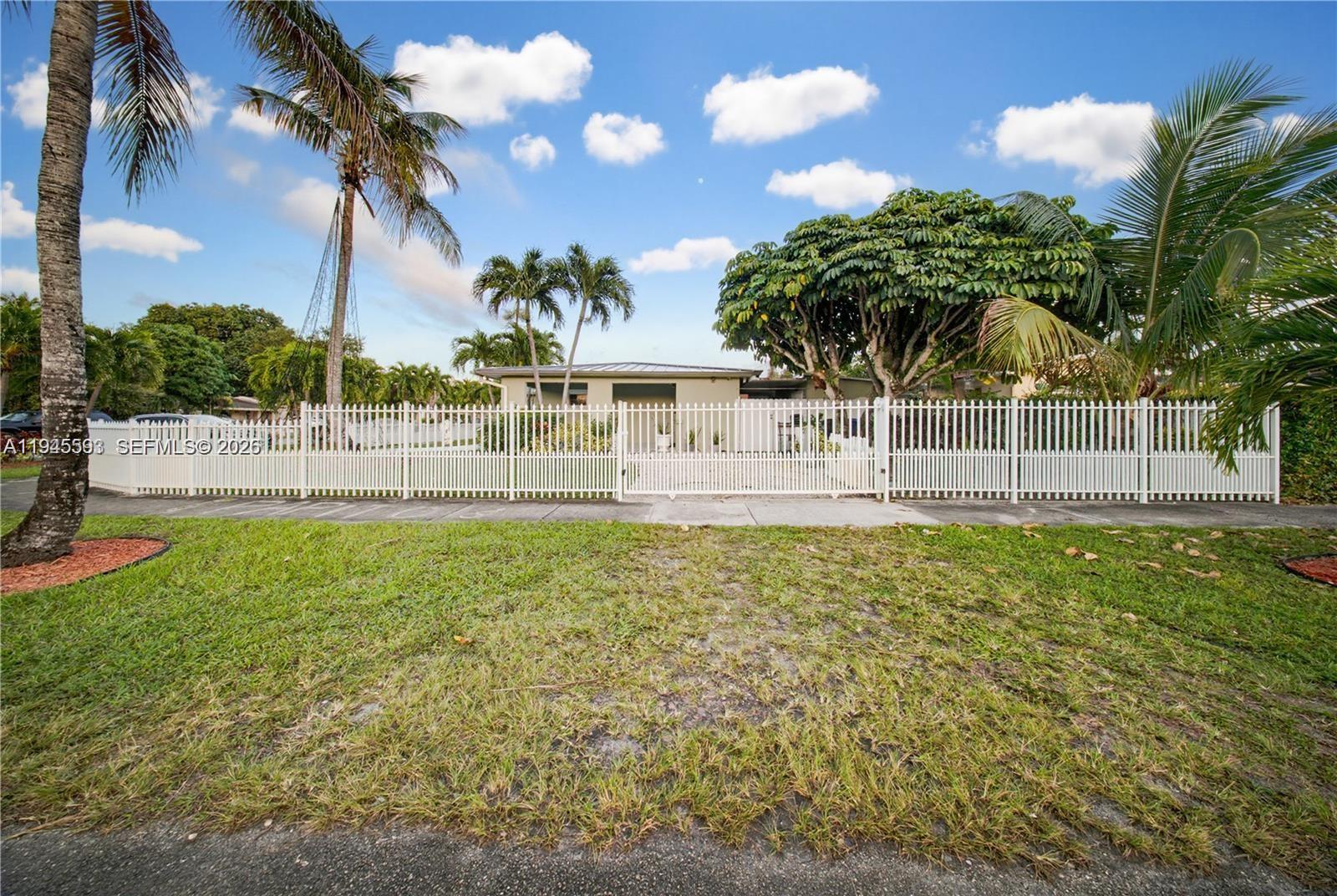 300 NE 175th St North Miami Beach, FL 33162