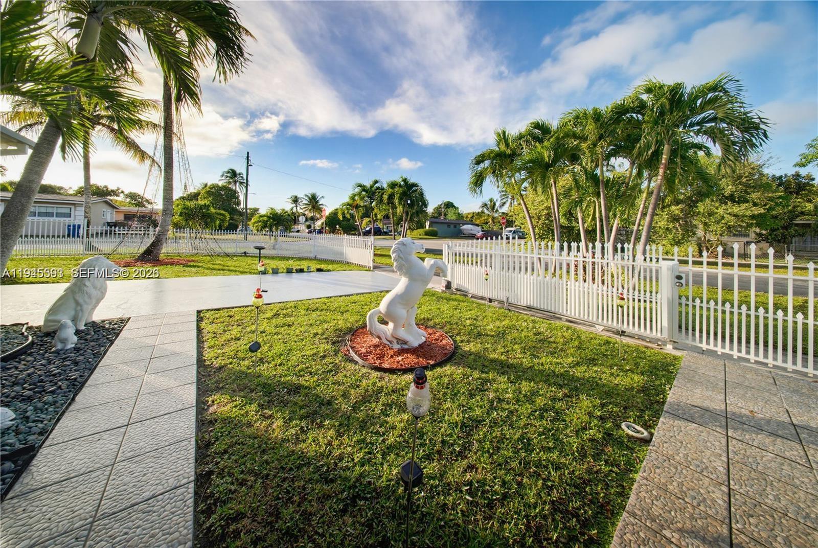 300 NE 175th St North Miami Beach, FL 33162