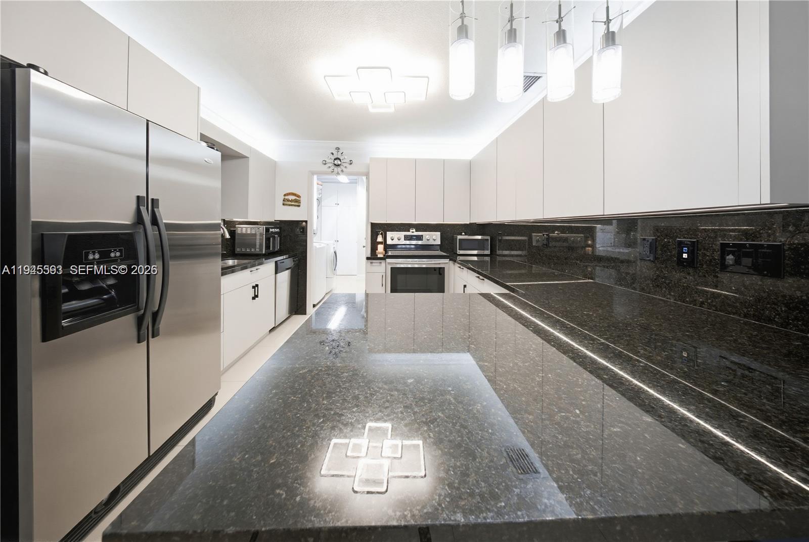 300 NE 175th St North Miami Beach, FL 33162