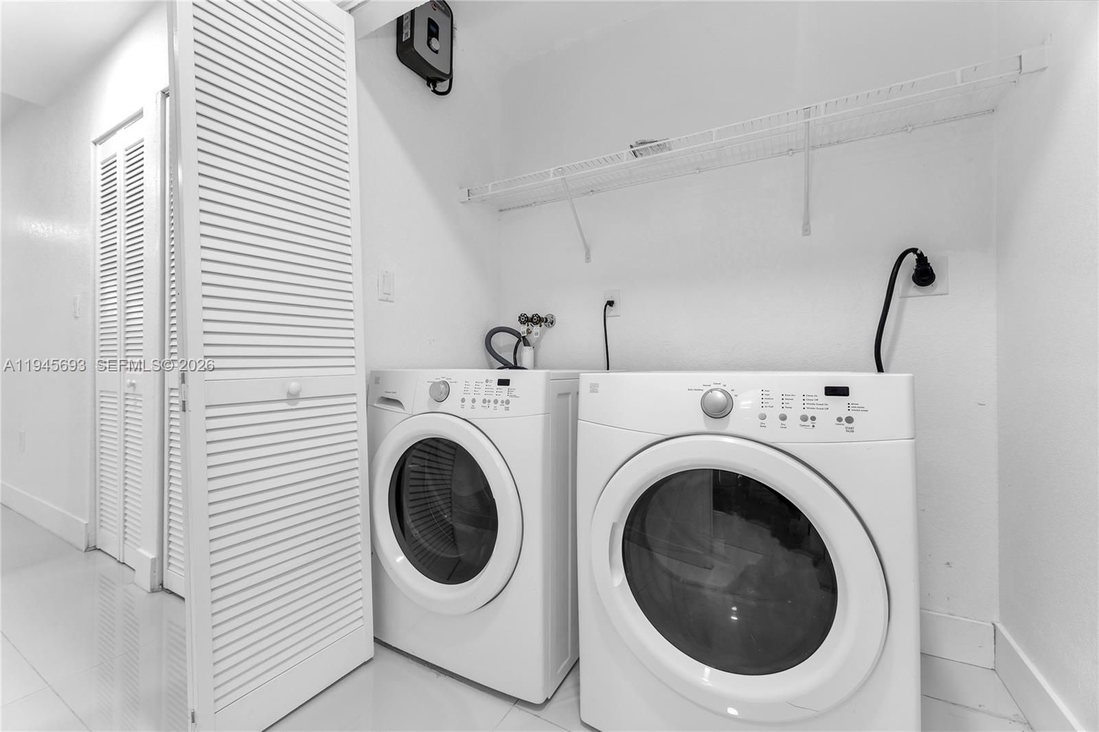 1541 NW 1st Ct Miami, FL 33136