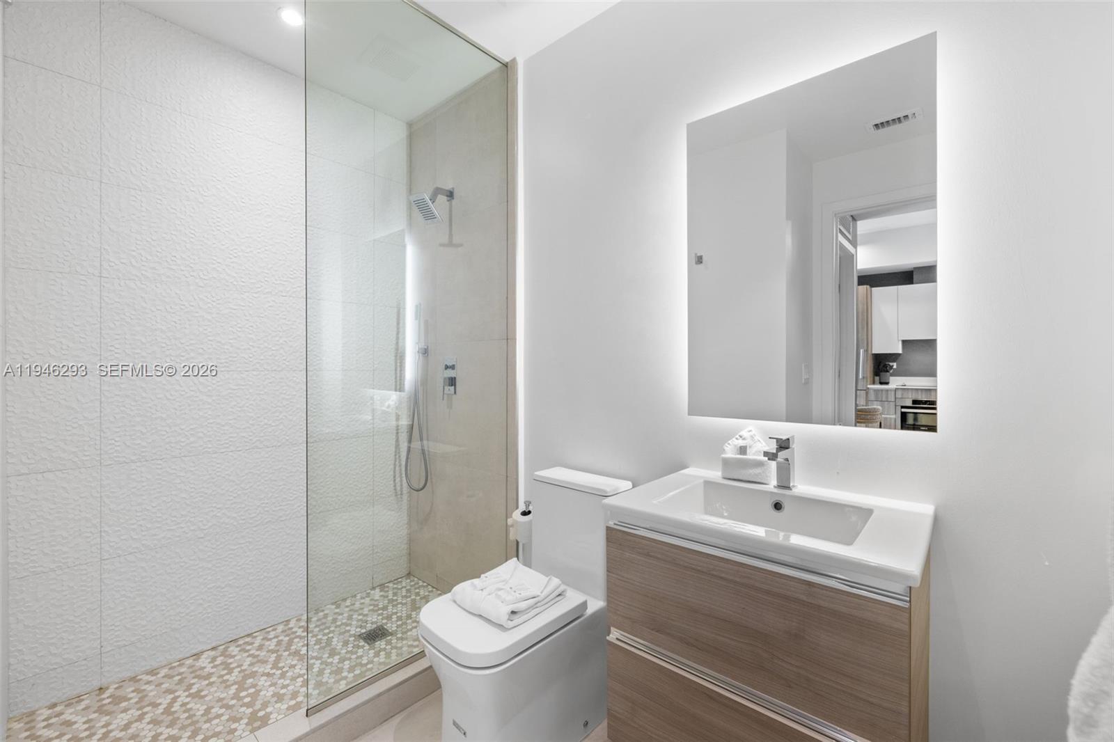 239 SW 9th St #1604 Miami, FL 33130