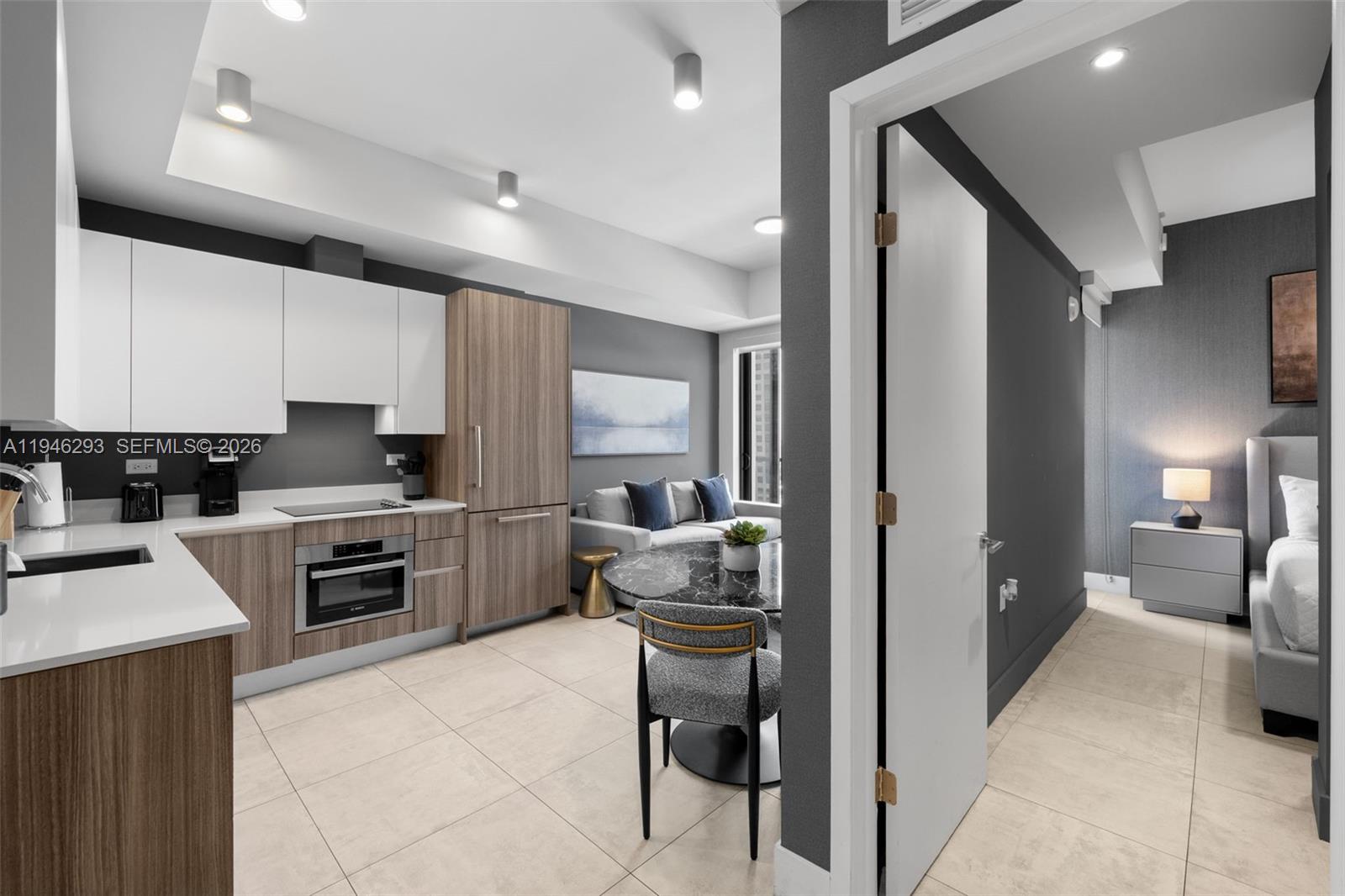 239 SW 9th St #1604 Miami, FL 33130