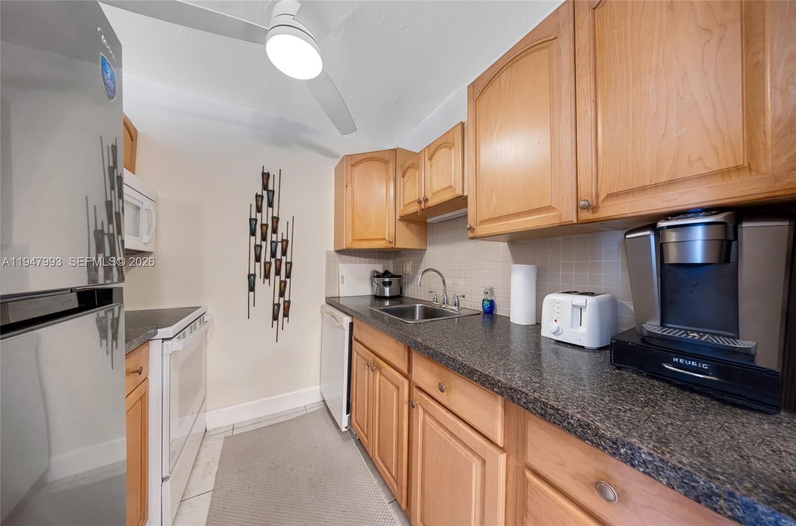 15610 NE 6th Ave #9B Miami, FL 33162