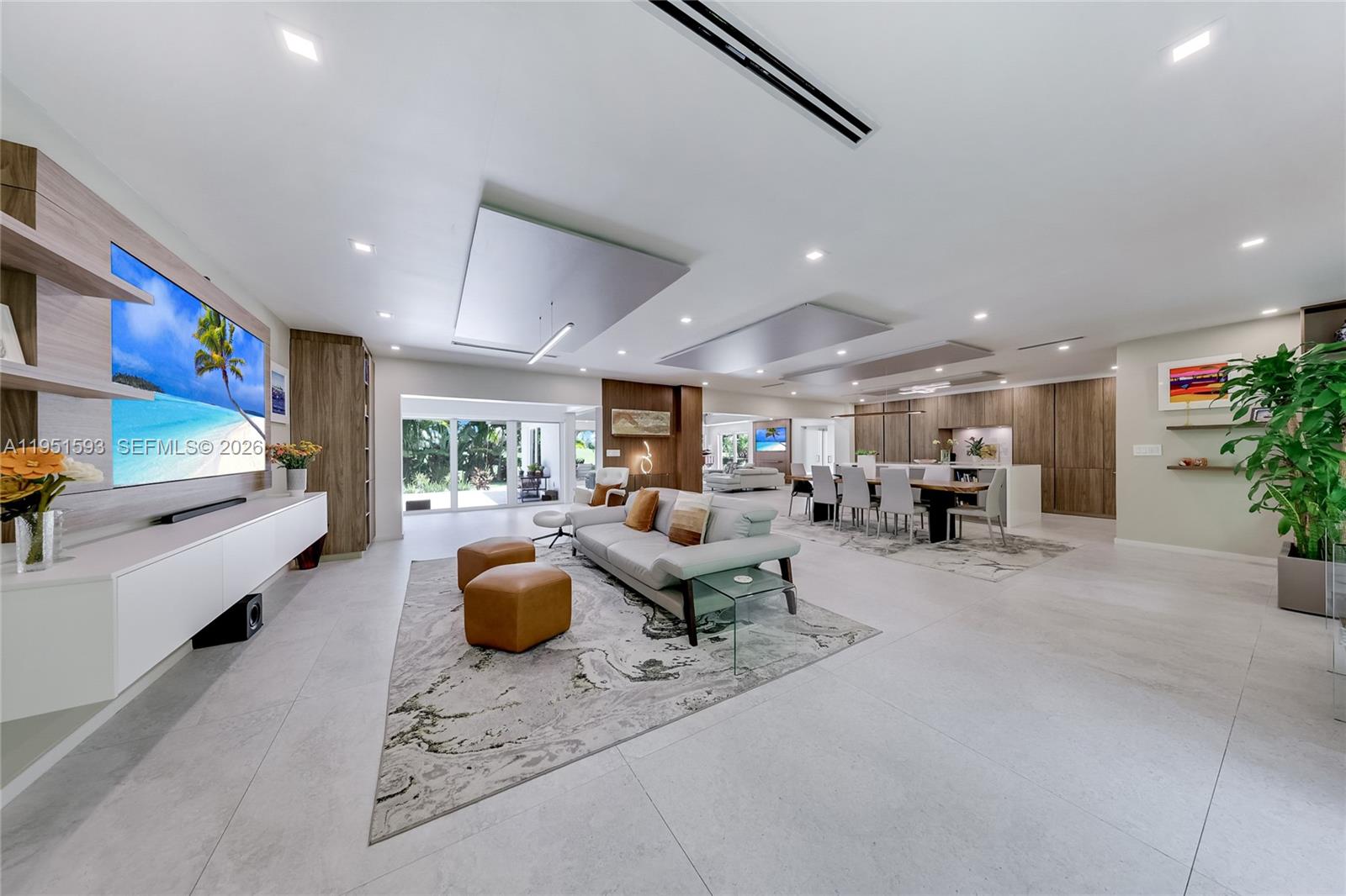 4144 Pinta Ct Coral Gables, FL 33146