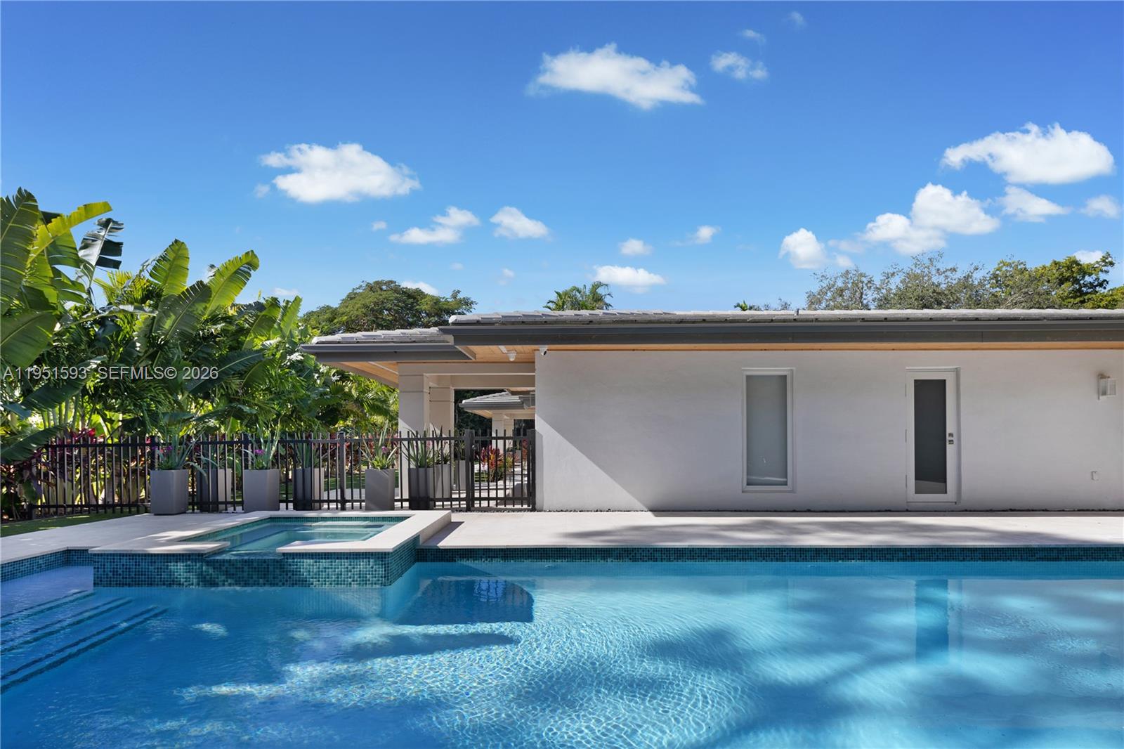 4144 Pinta Ct Coral Gables, FL 33146