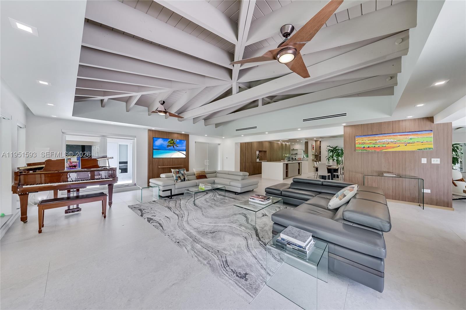 4144 Pinta Ct Coral Gables, FL 33146