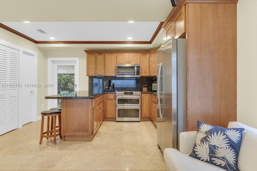 3655 SW 17th St Miami, FL 33145