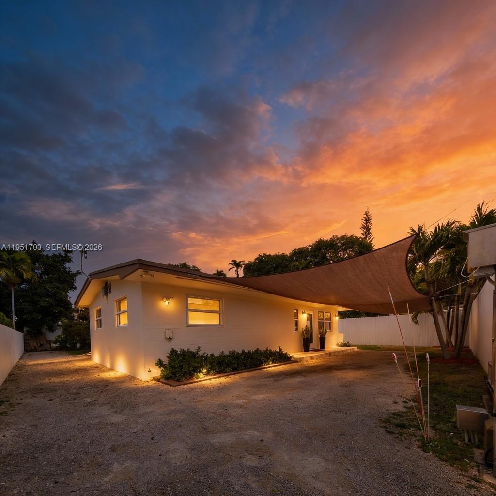 3655 SW 17th St Miami, FL 33145