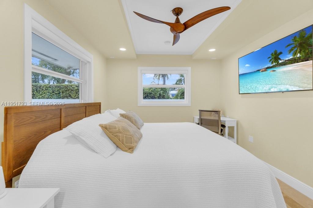 3655 SW 17th St Miami, FL 33145