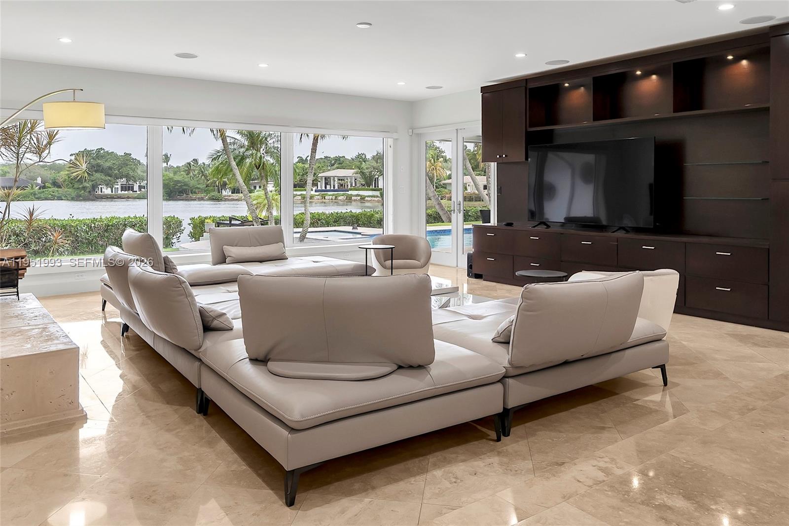 415 Rovino Ave Coral Gables, FL 33156