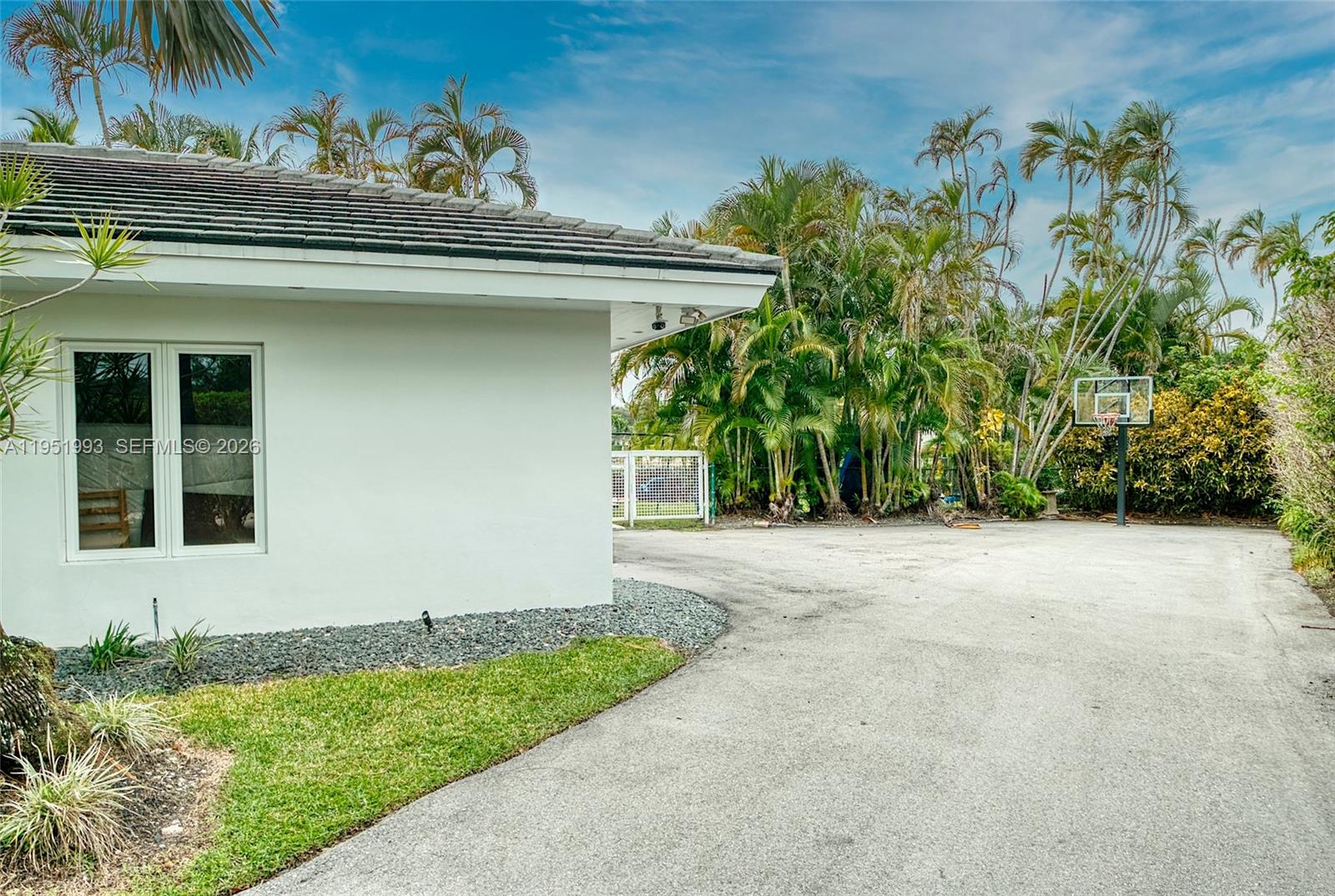 415 Rovino Ave Coral Gables, FL 33156