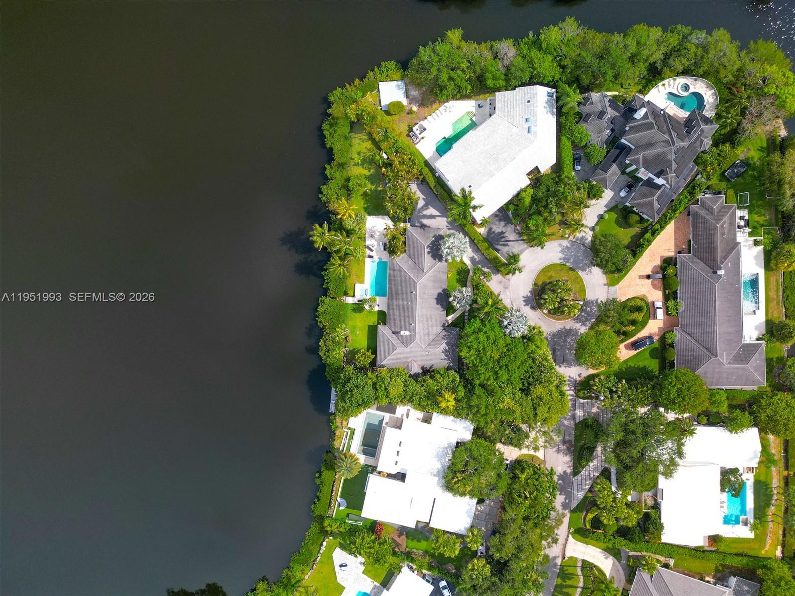 415 Rovino Ave Coral Gables, FL 33156