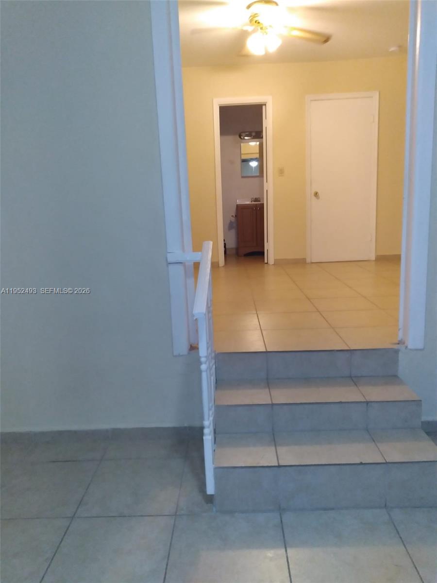 7056 SW 22nd St Miami, FL 33155