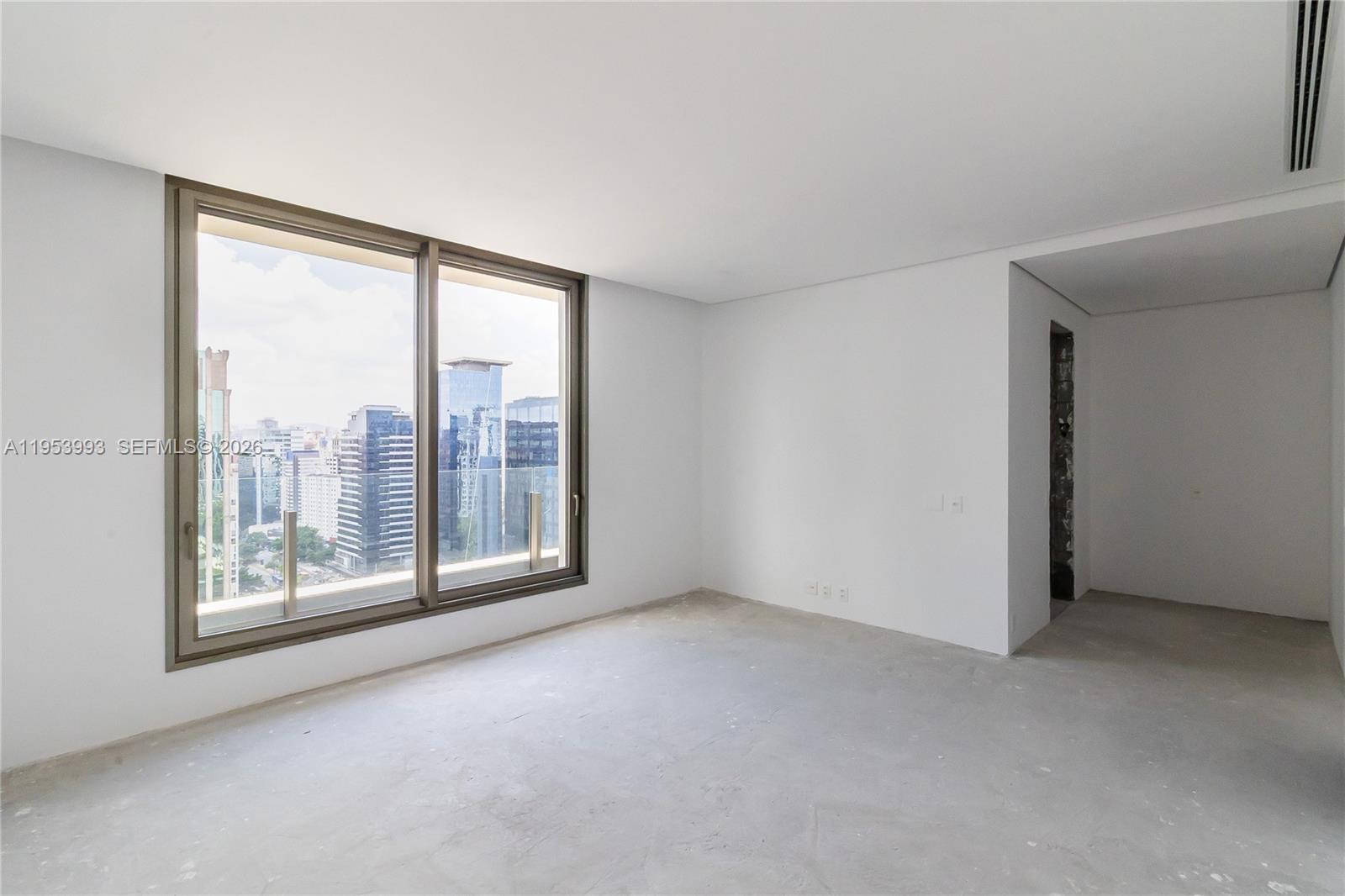 303 Rua Lopes Neto #21/22 