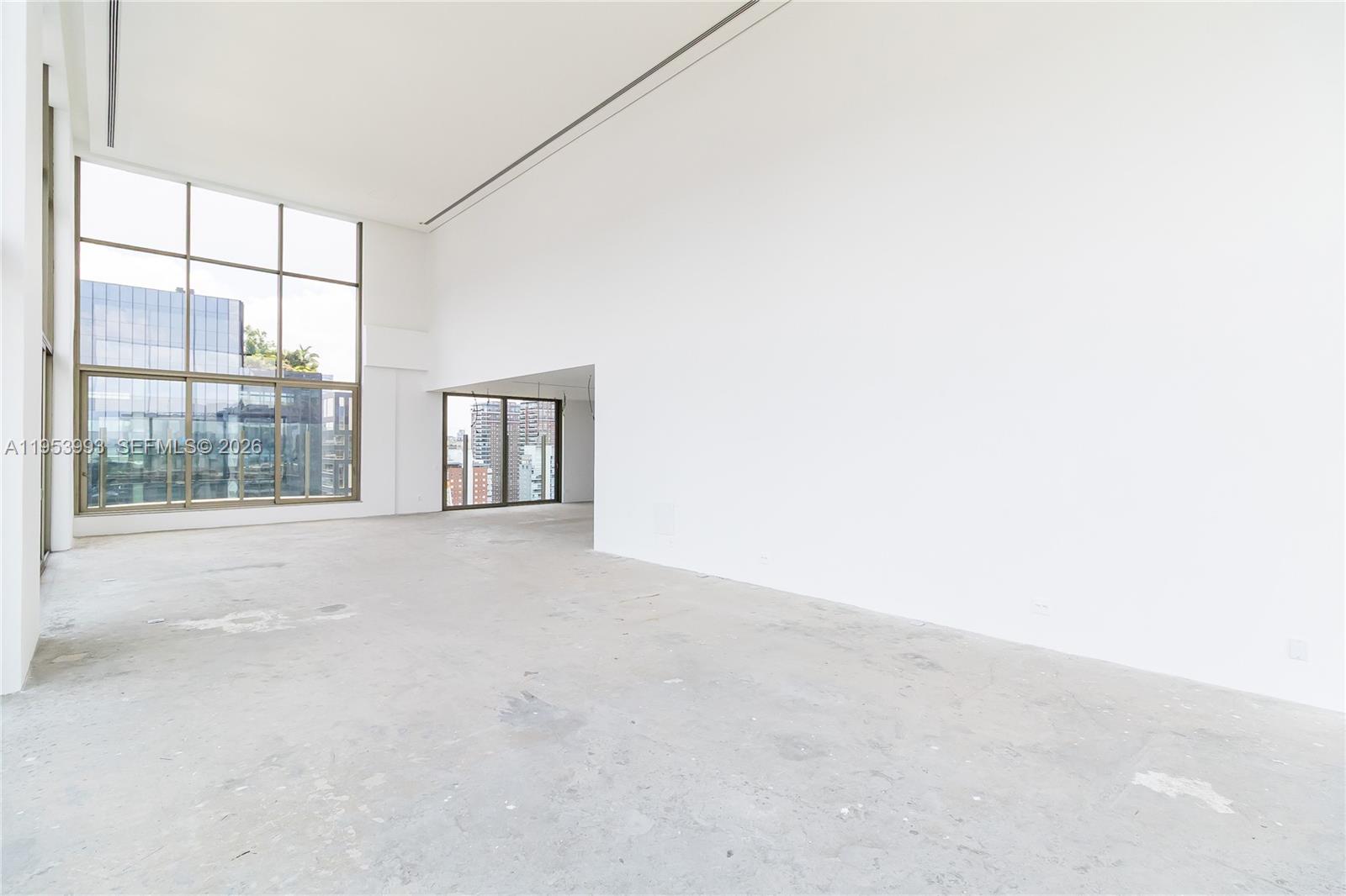 303 Rua Lopes Neto #21/22 