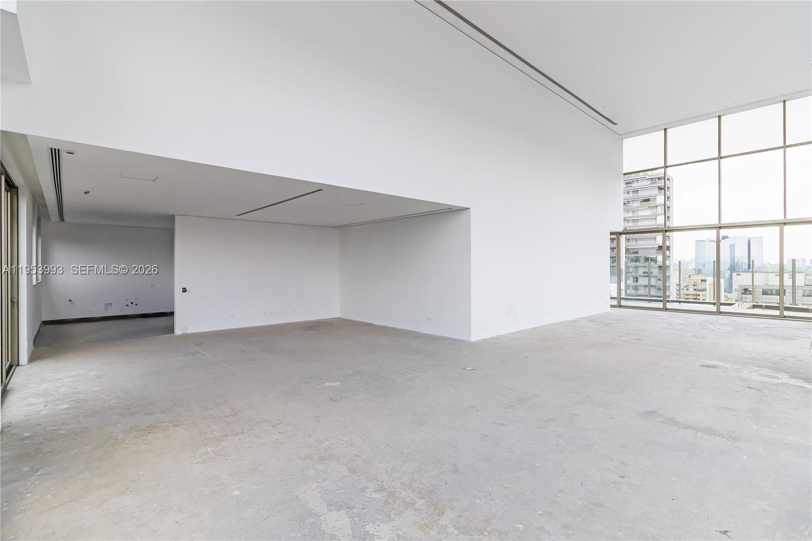 303 Rua Lopes Neto #21/22 