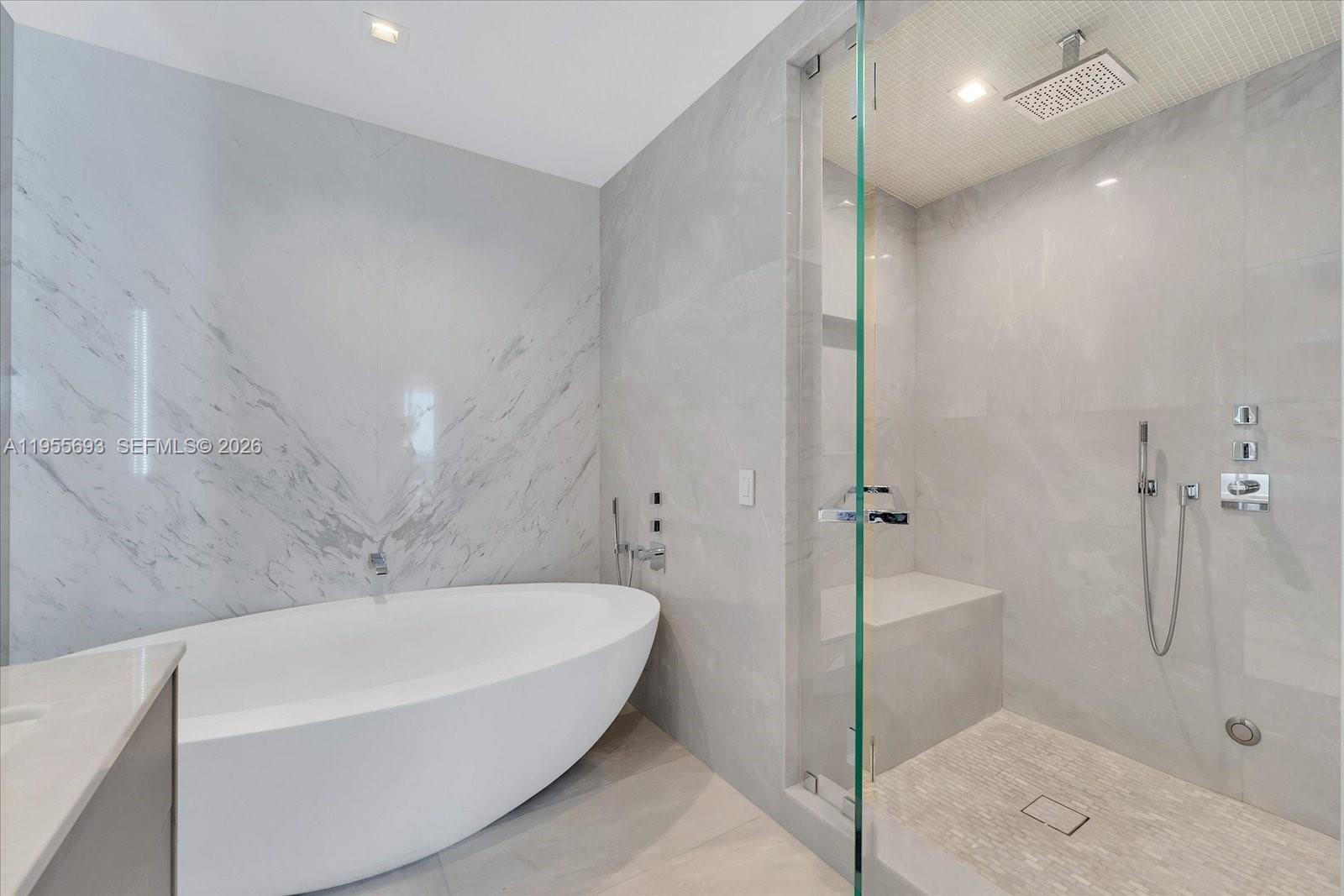 image Turnberry Ocean Club16