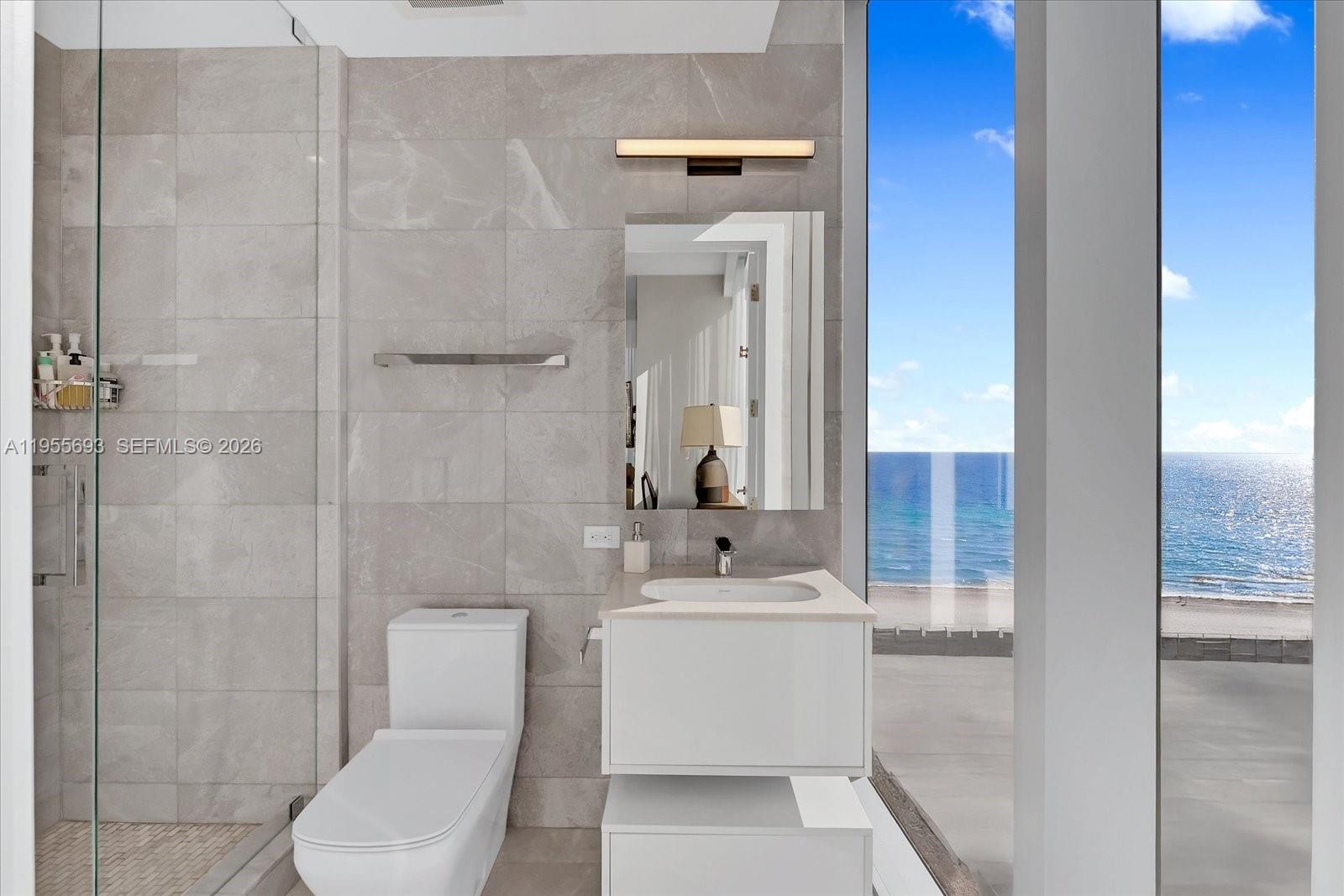 image Turnberry Ocean Club21