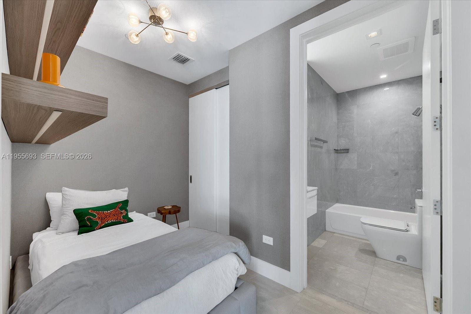 image Turnberry Ocean Club28