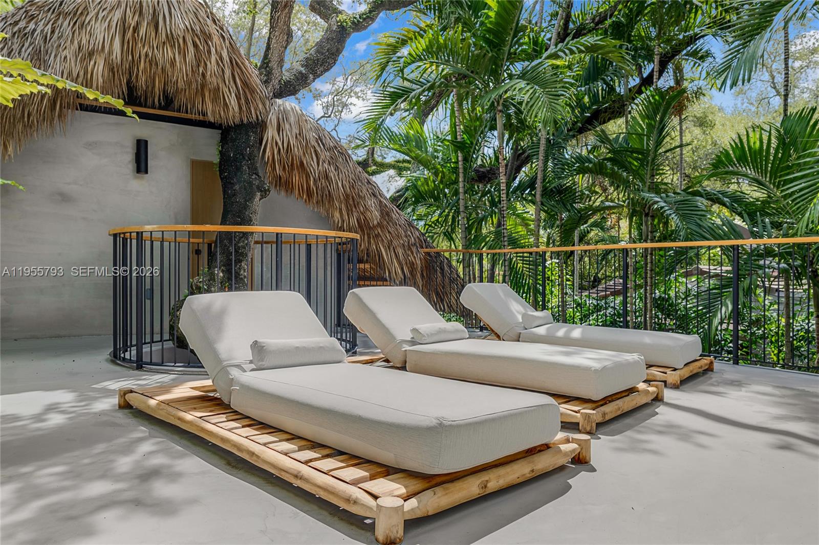 1000 NW 9th Ct Miami, FL 33136