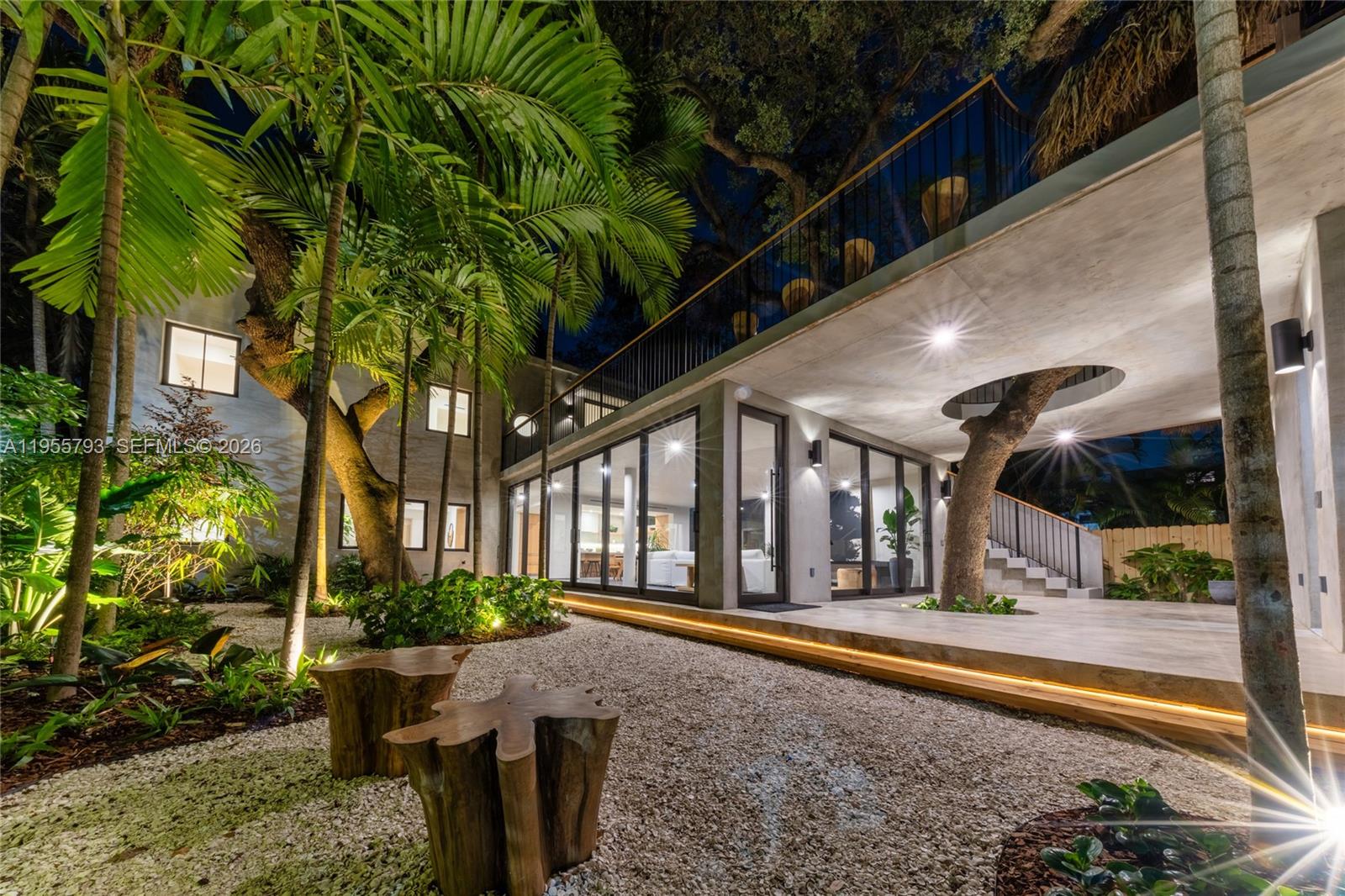 1000 NW 9th Ct Miami, FL 33136