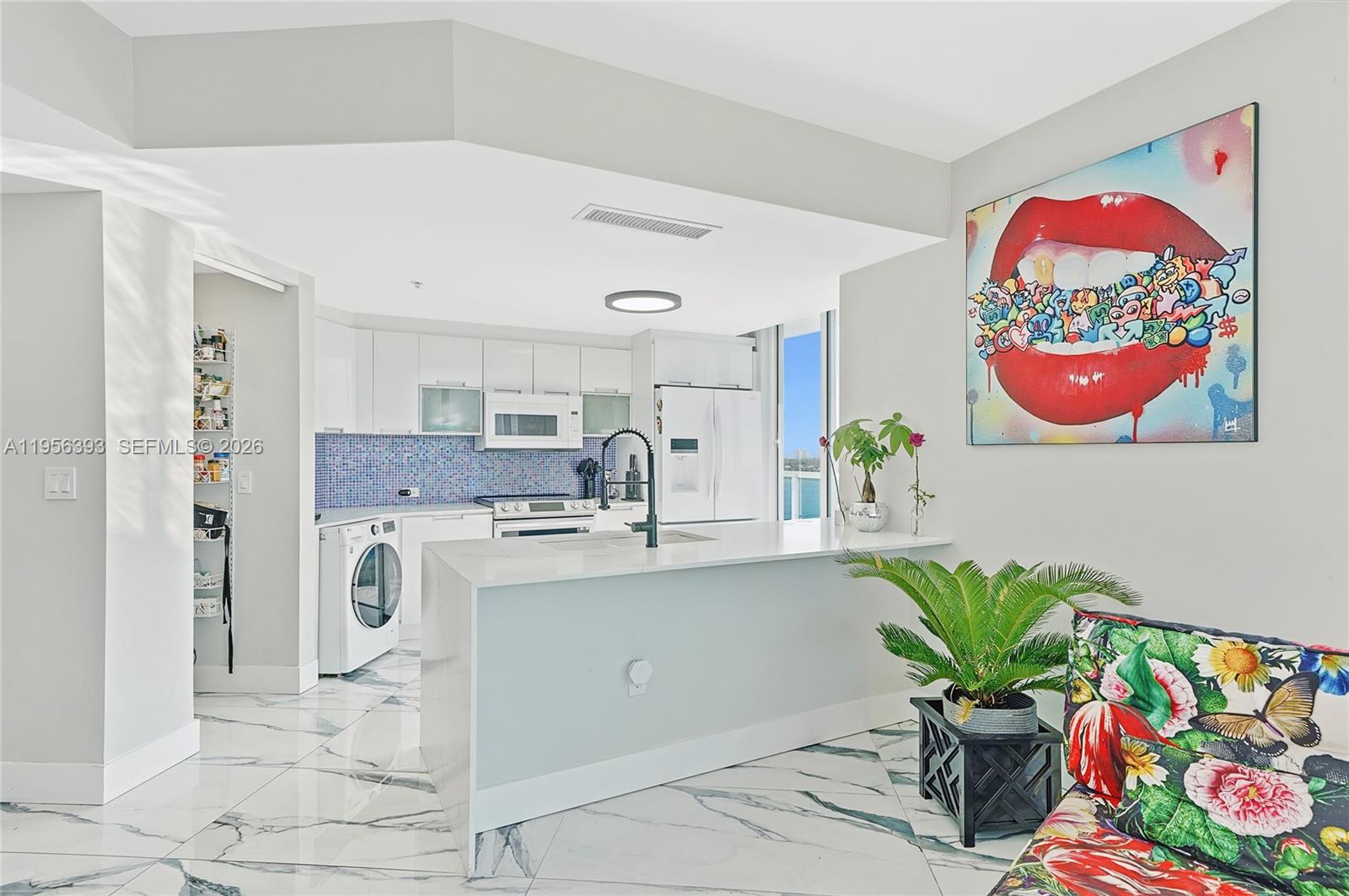 1881 79th St Cswy #1705 North Bay Village, FL 33141