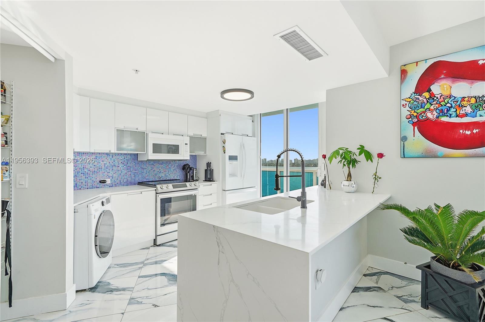 1881 79th St Cswy #1705 North Bay Village, FL 33141